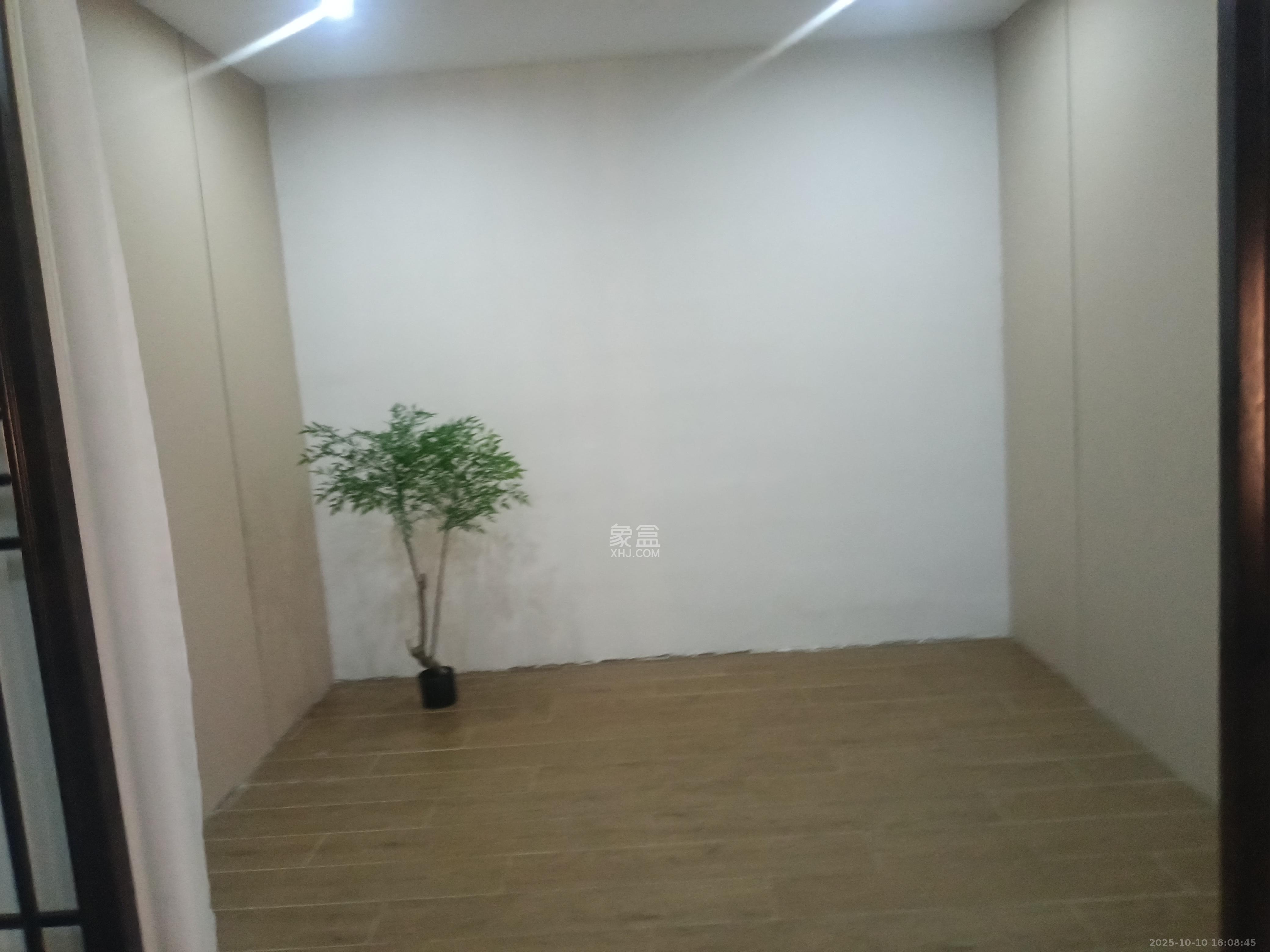 铂宫   1111.36㎡      19000.0元/月室内图