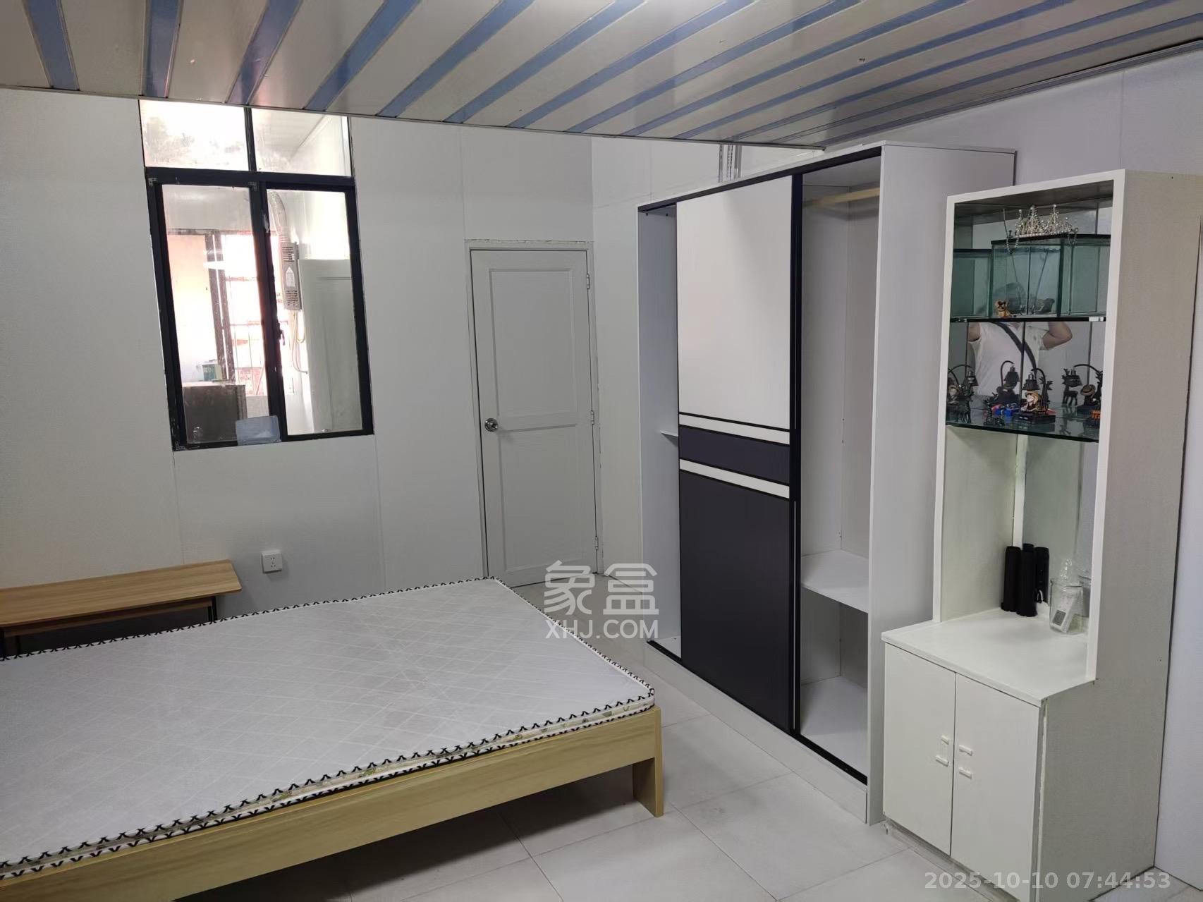 曙光小区  1室0厅0卫    1100.0元/月 曙光小区  1室0厅0卫    1100.0元/月