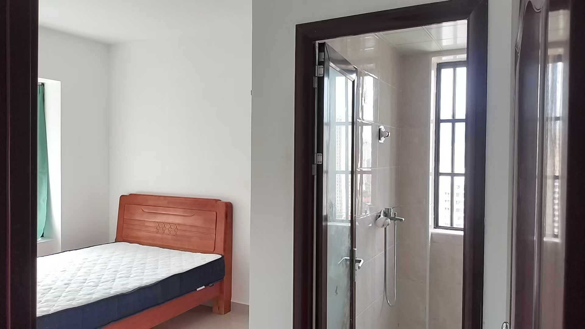 龙岐雅苑  3室2厅2卫    2900.0元/月 龙岐雅苑  3室2厅2卫    2900.0元/月室内图