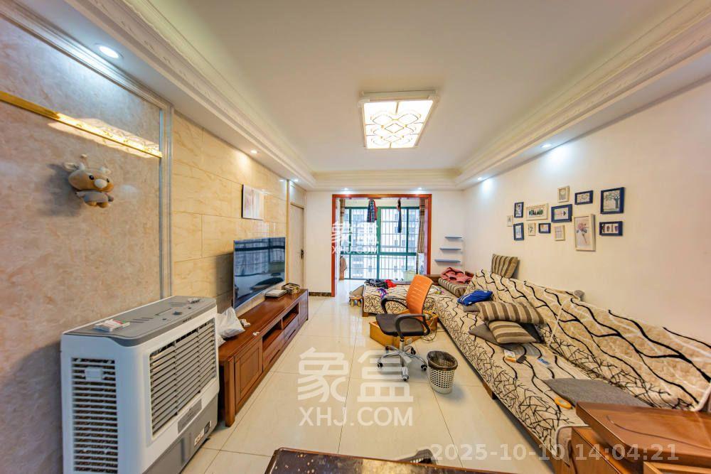 洋湖时代  3室2厅1卫    2300.0元/月 洋湖时代  3室2厅1卫    2300.0元/月室内图