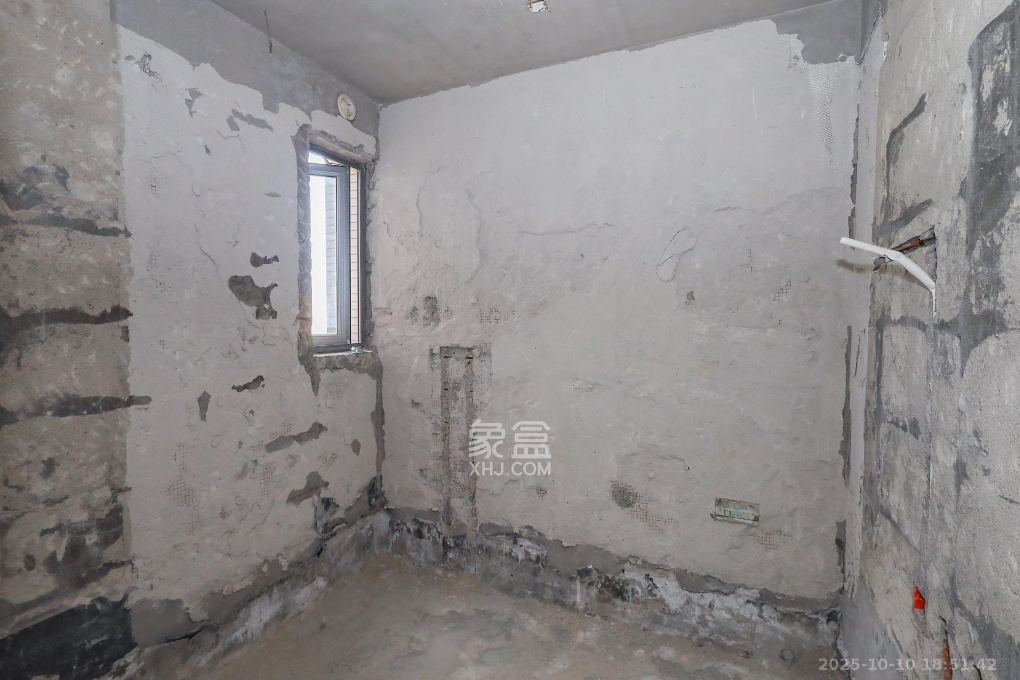 八方小区C区 1室2厅2卫 335.0万 八方小区C区 1室2厅2卫 335.0万卫生间