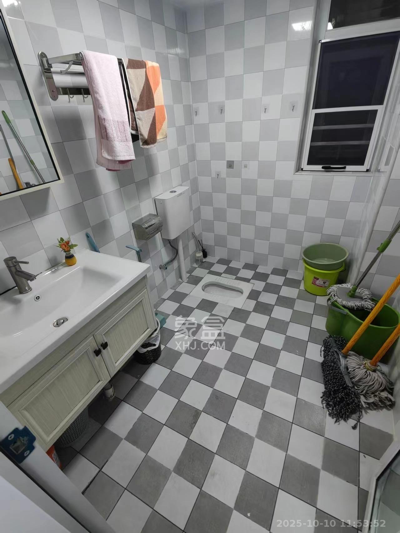 北辰三角洲C2区  3室2厅1卫    3800.0元/月室内图