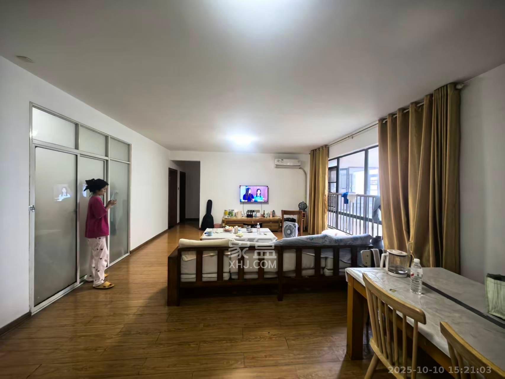 潇湘名城(新里程潇湘名城) 4室2厅2卫 2800.0元/月 潇湘名城(新里程潇湘名城) 4室2厅2卫 2800.0元/月室内图