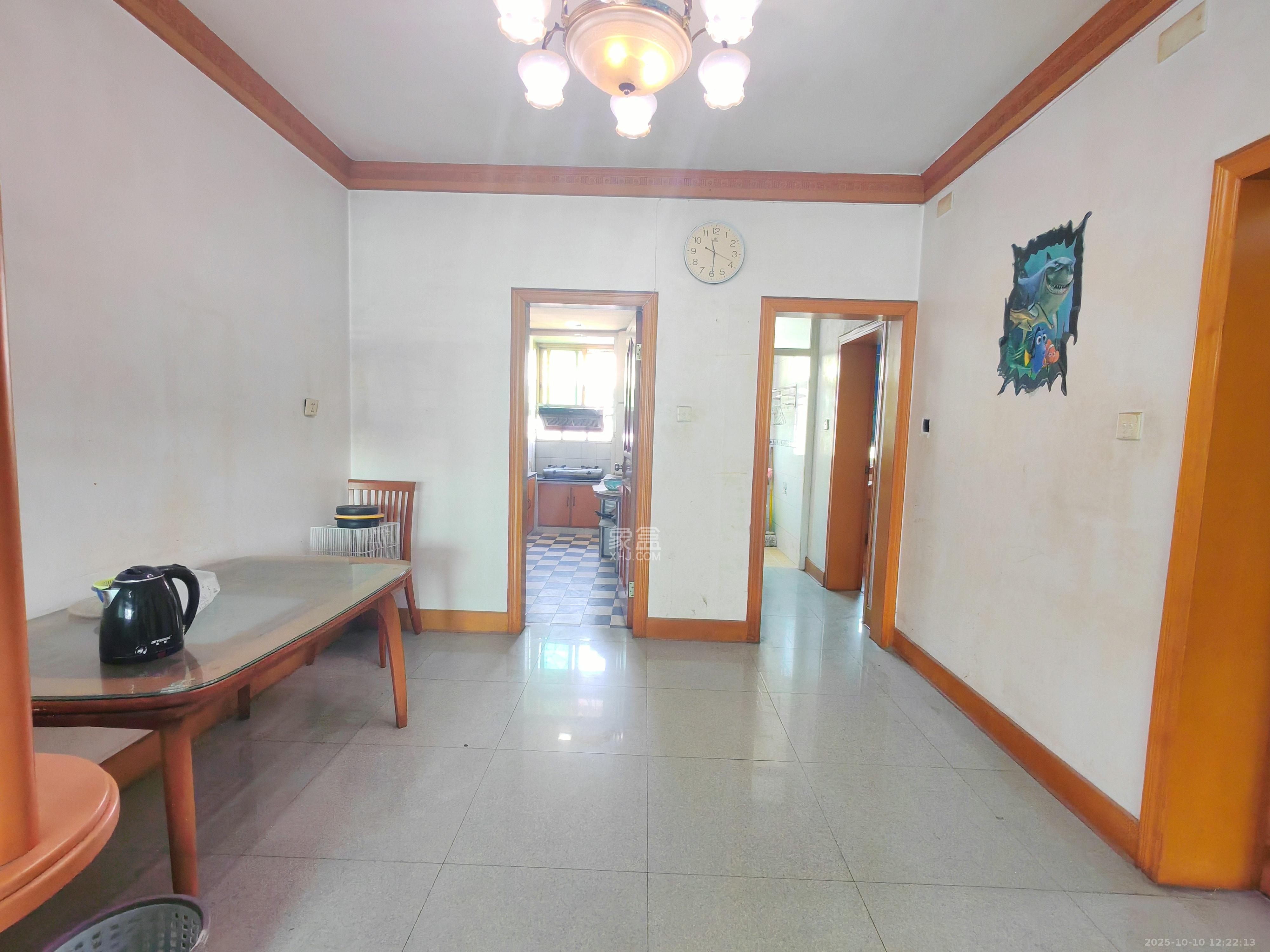 南天花园  3室2厅2卫    1800.0元/月 南天花园  3室2厅2卫    1800.0元/月室内图