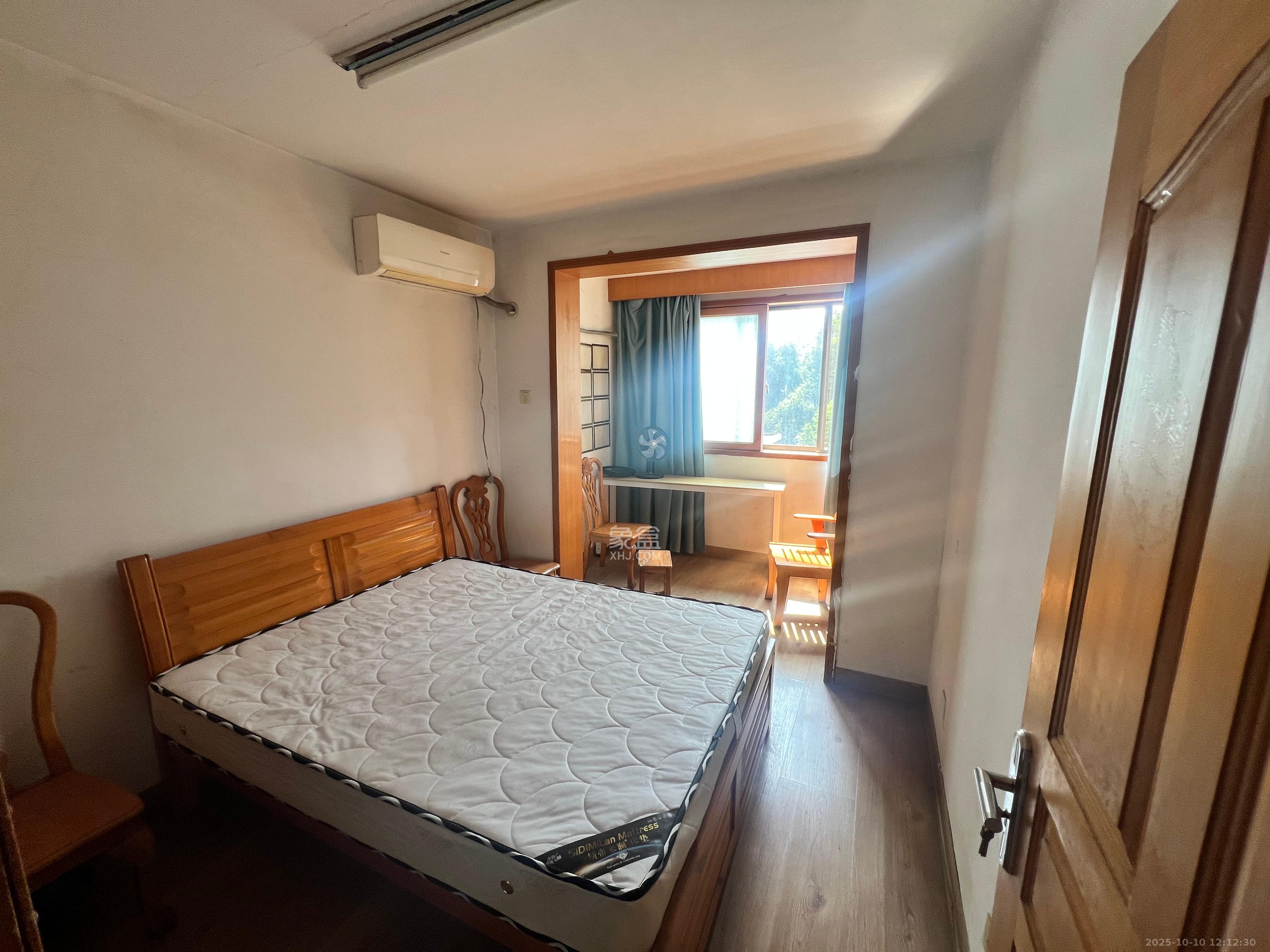 湖南中医药大学梨子山宿舍  2室2厅1卫    1800.0元/月室内图