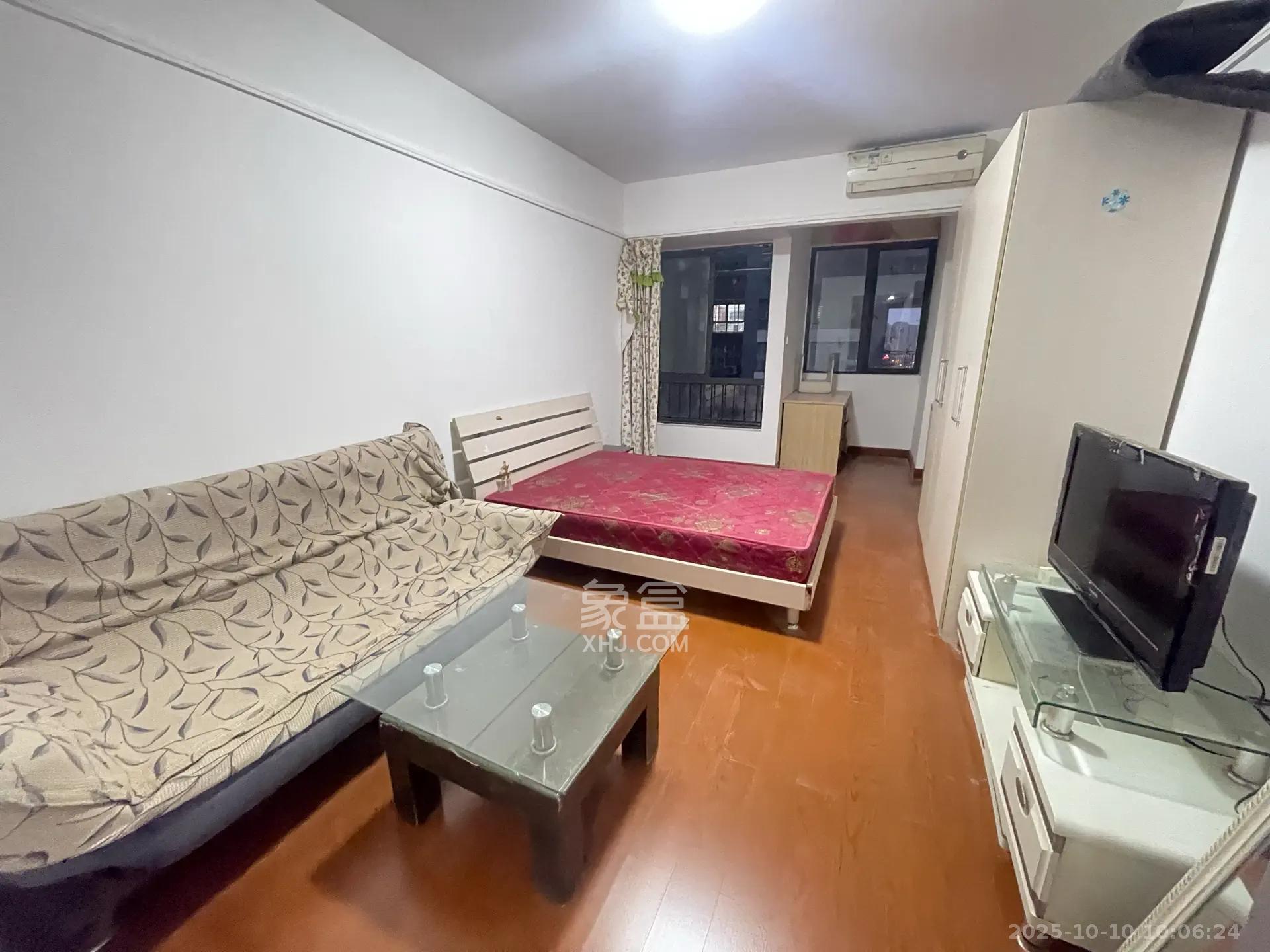 万科金色家园  1室1厅1卫    1100.0元/月