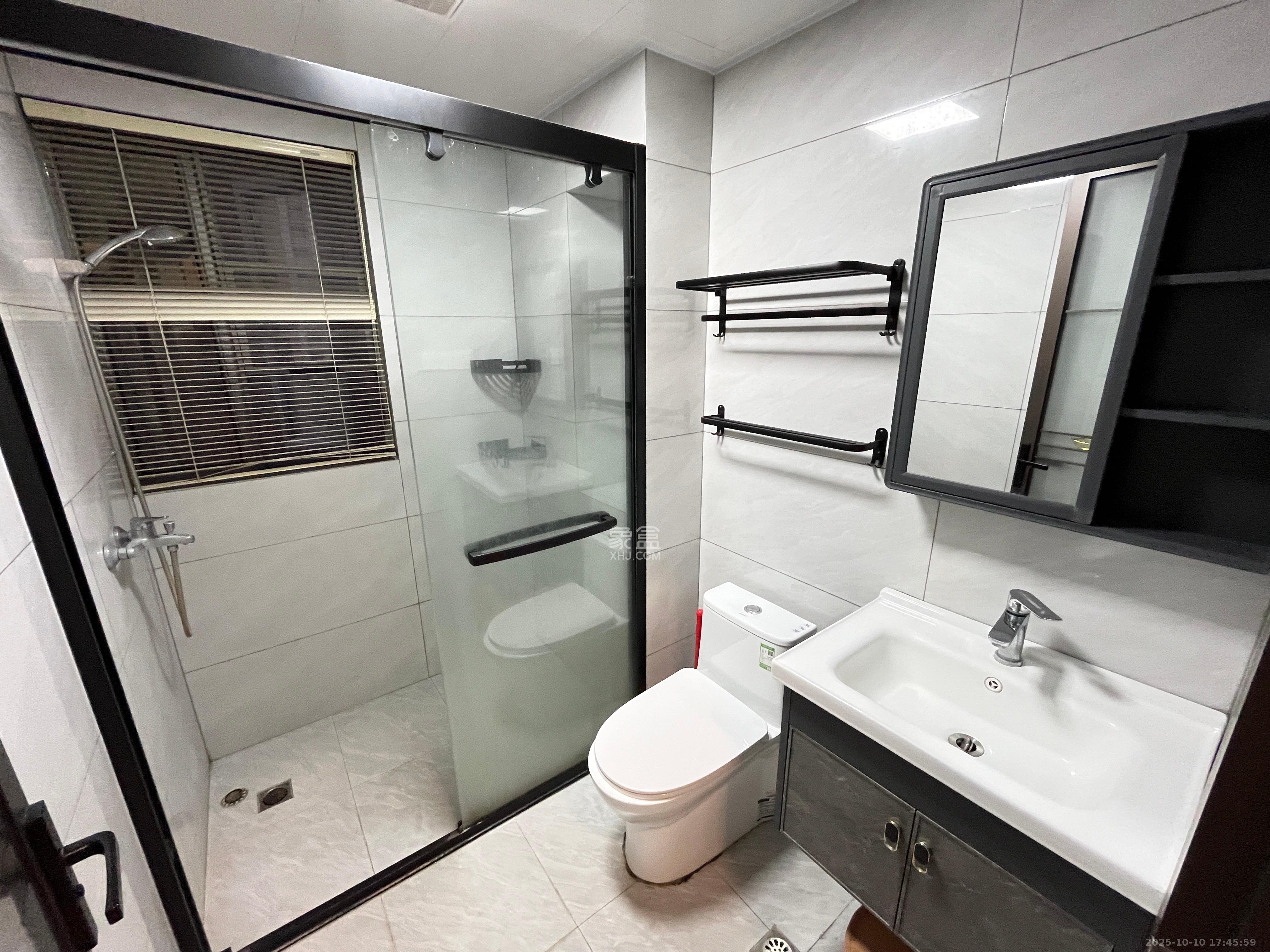 八方小区C区 3室2厅2卫 4800.0元/月 八方小区C区 3室2厅2卫 4800.0元/月室内图