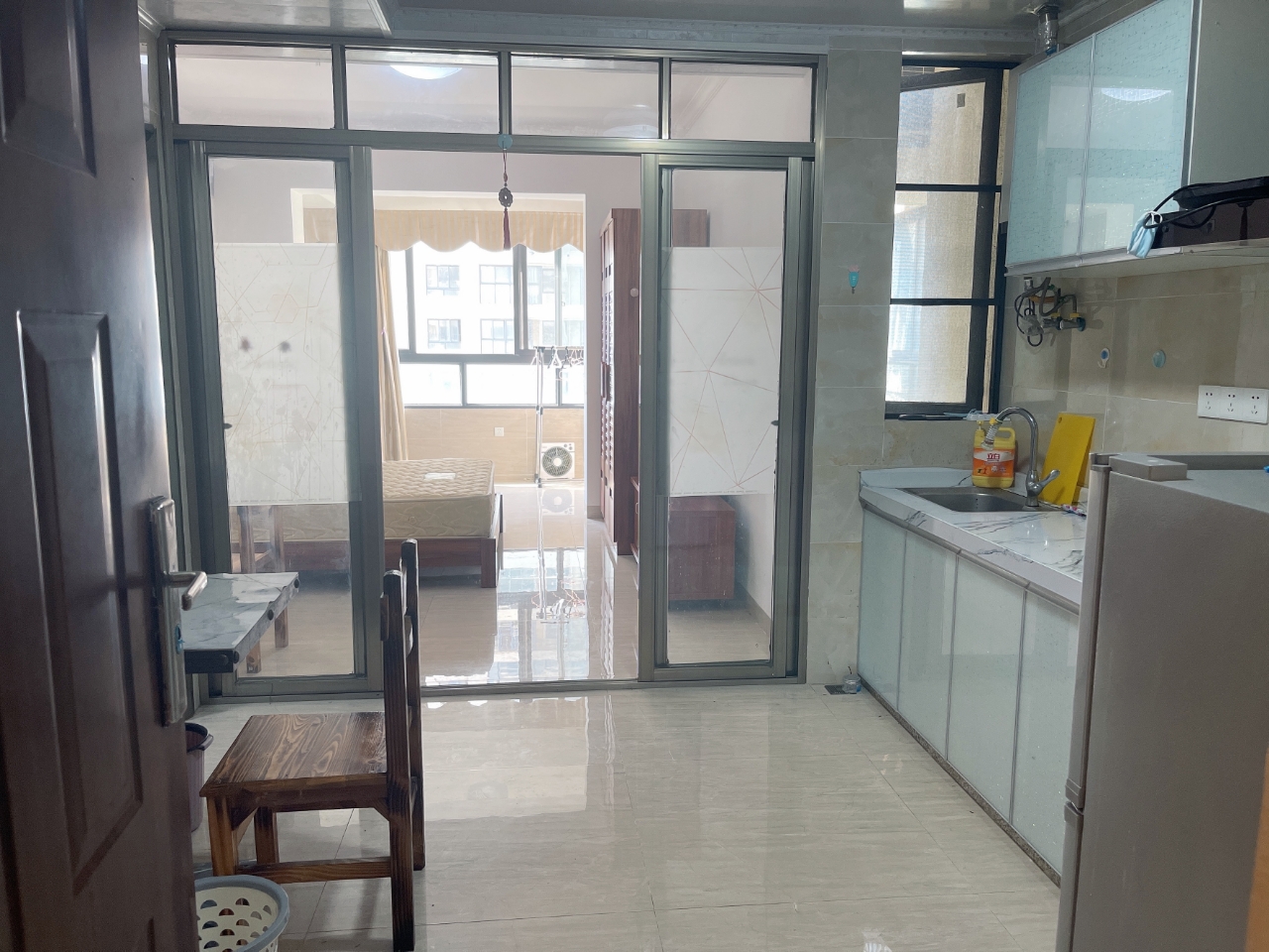 新城吾悦广场 1室0厅1卫 1600.0元/月 新城吾悦广场 1室0厅1卫 1600.0元/月室内图