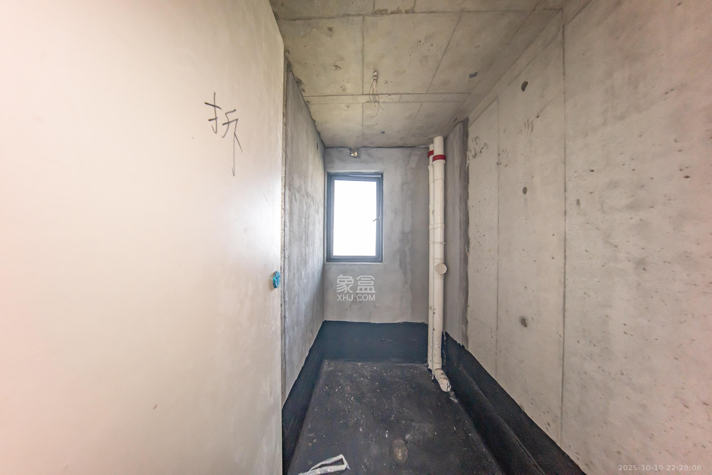 汉唐翰林府  1室0厅0卫    85.0万卫生间