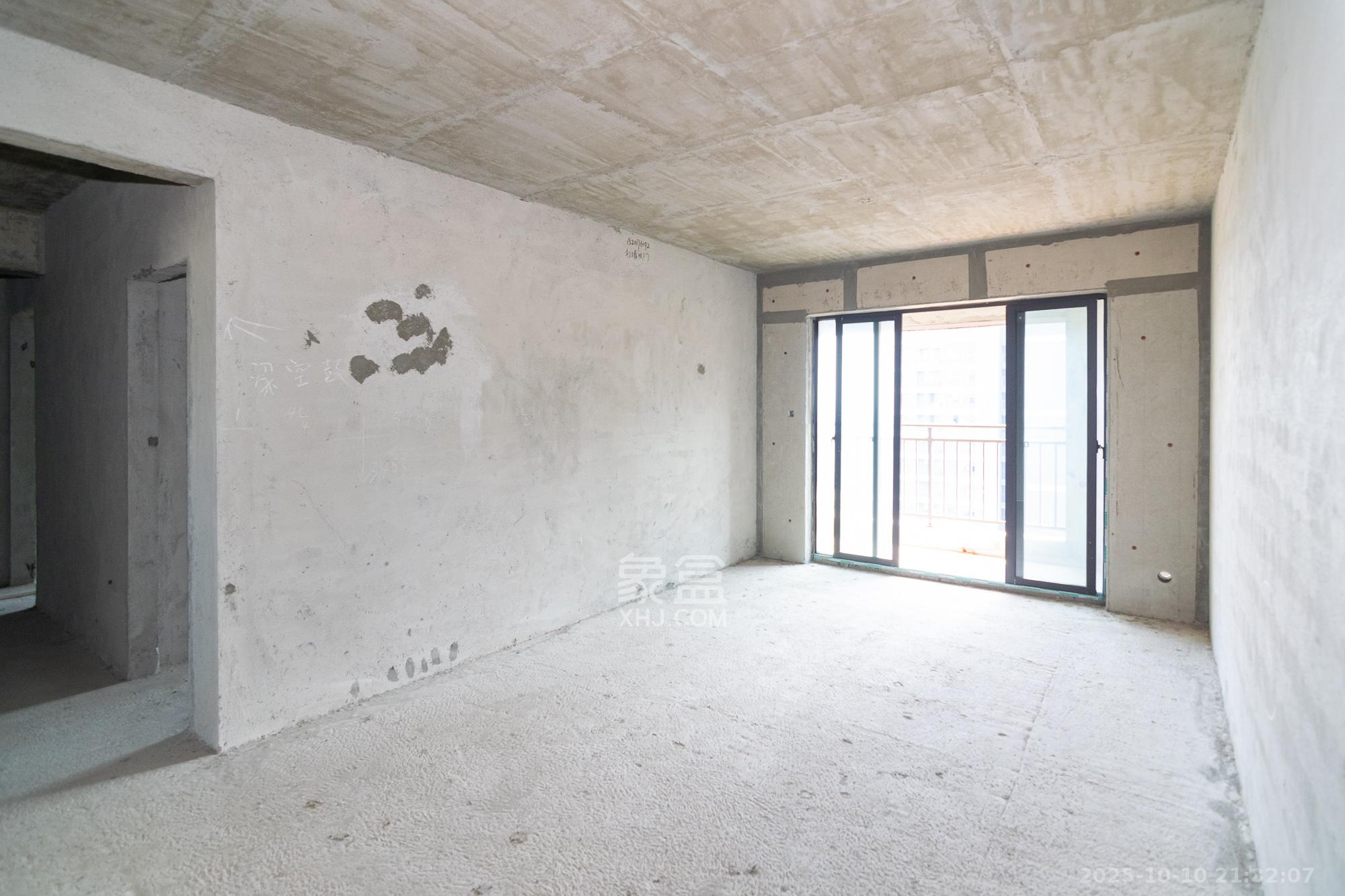 湾田望江府  4室2厅2卫    60.0万 湾田望江府  4室2厅2卫    60.0万