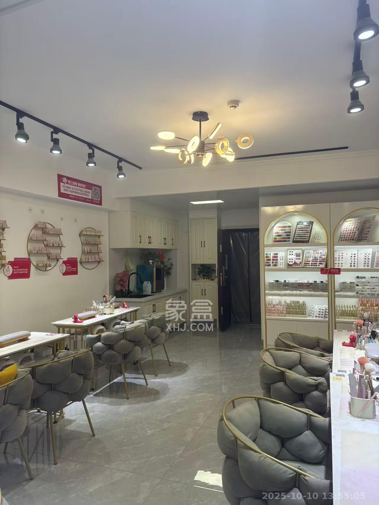 世景国际广场 1室1厅1卫 4000.0元/月 世景国际广场 1室1厅1卫 4000.0元/月室内图