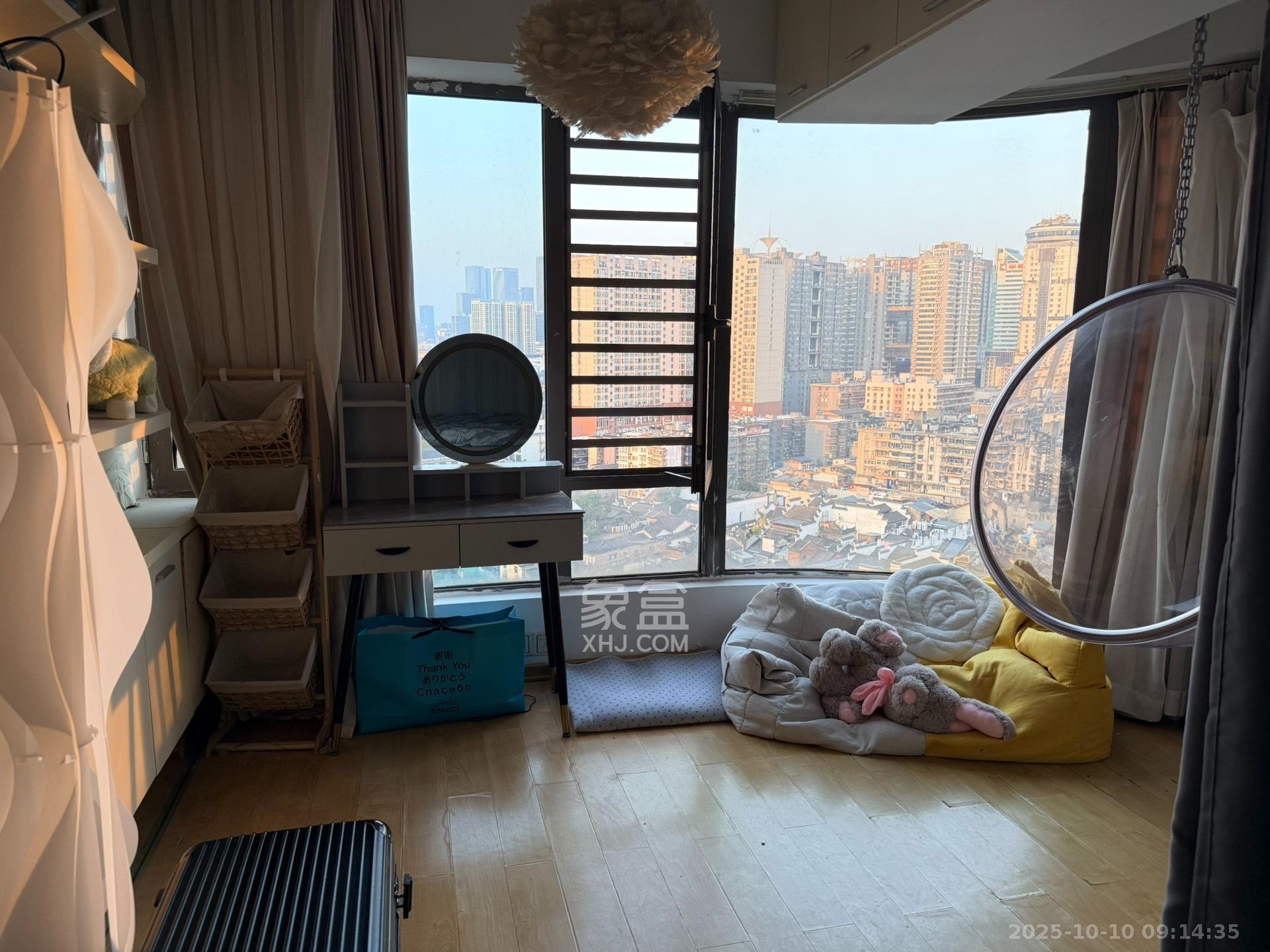 汀兰雅苑  1室1厅1卫    2400.0元/月室内图