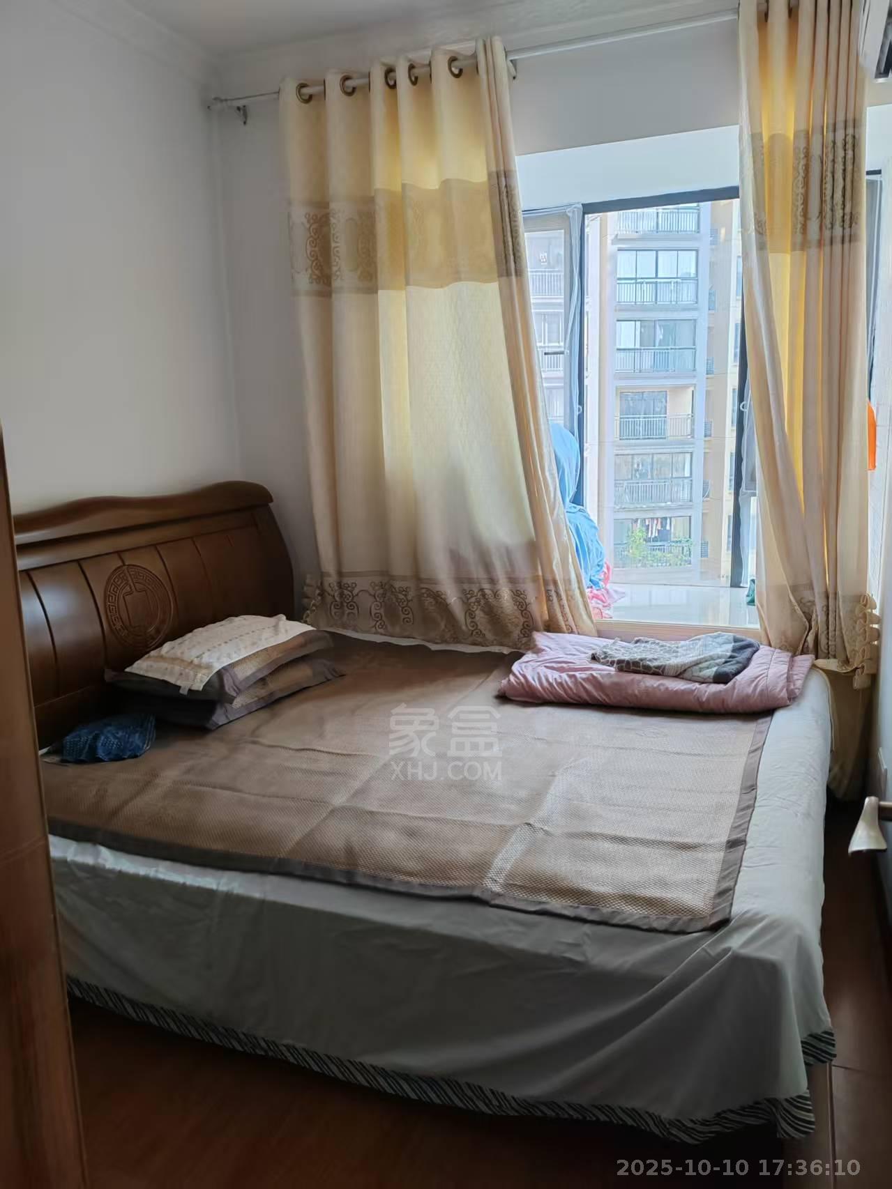 新桂广场 3室2厅2卫 1700.0元/月 新桂广场 3室2厅2卫 1700.0元/月室内图