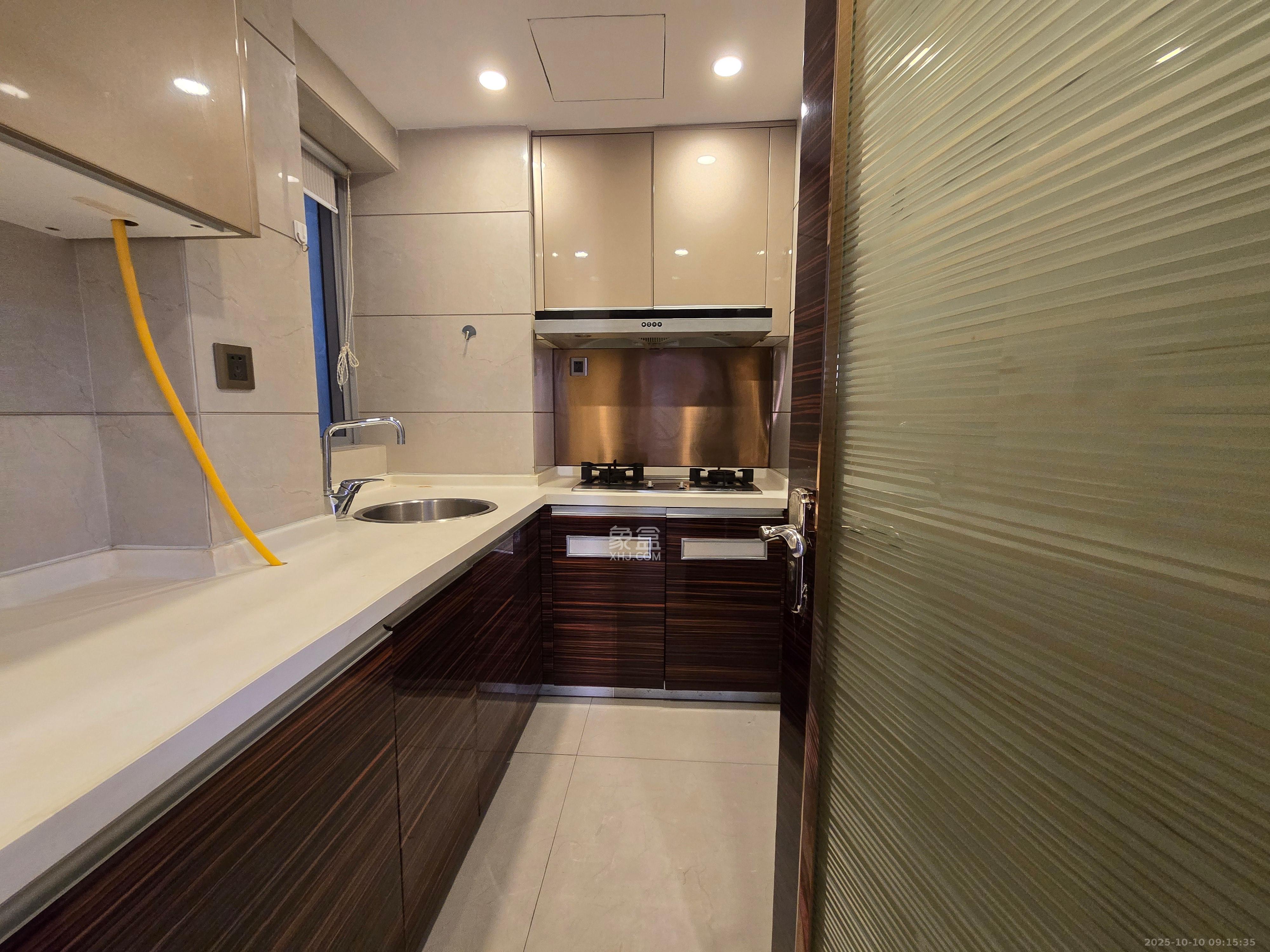 保利国际广场 1室1厅1卫 3500.0元/月 保利国际广场 1室1厅1卫 3500.0元/月室内图