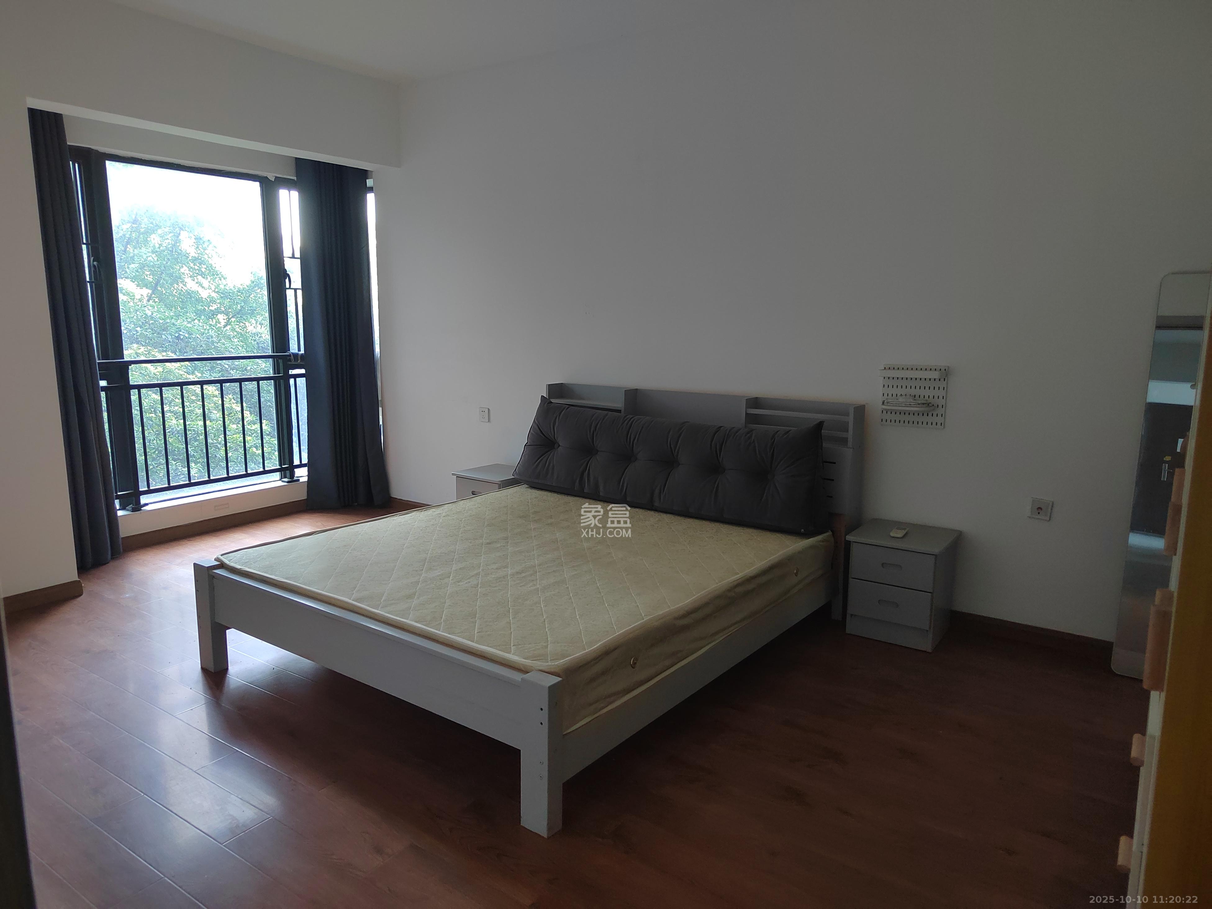 湘域熙岸 3室2厅2卫 3600.0元/月 湘域熙岸 3室2厅2卫 3600.0元/月室内图