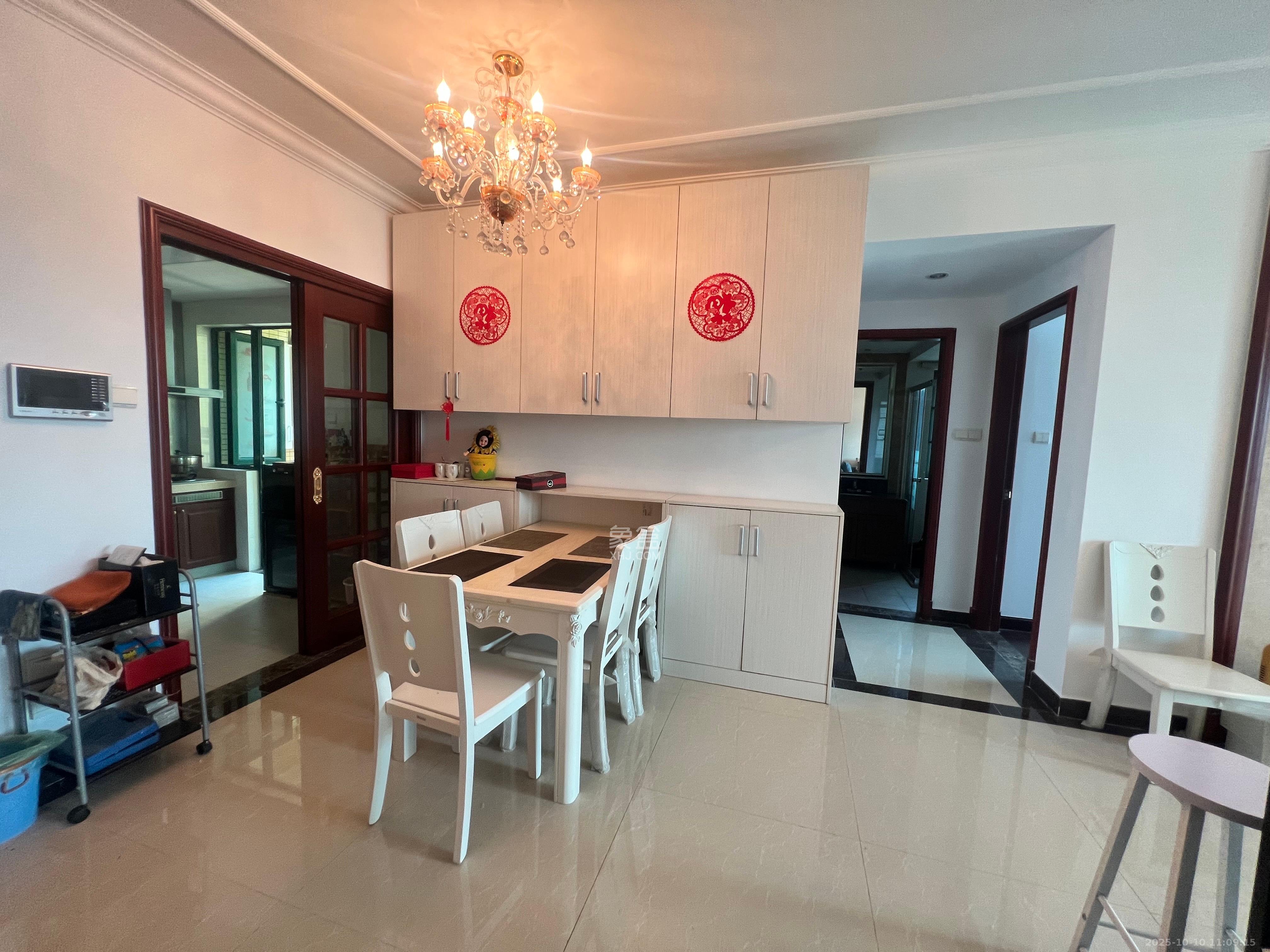 恒大绿洲 2室2厅1卫 2600.0元/月 恒大绿洲 2室2厅1卫 2600.0元/月室内图