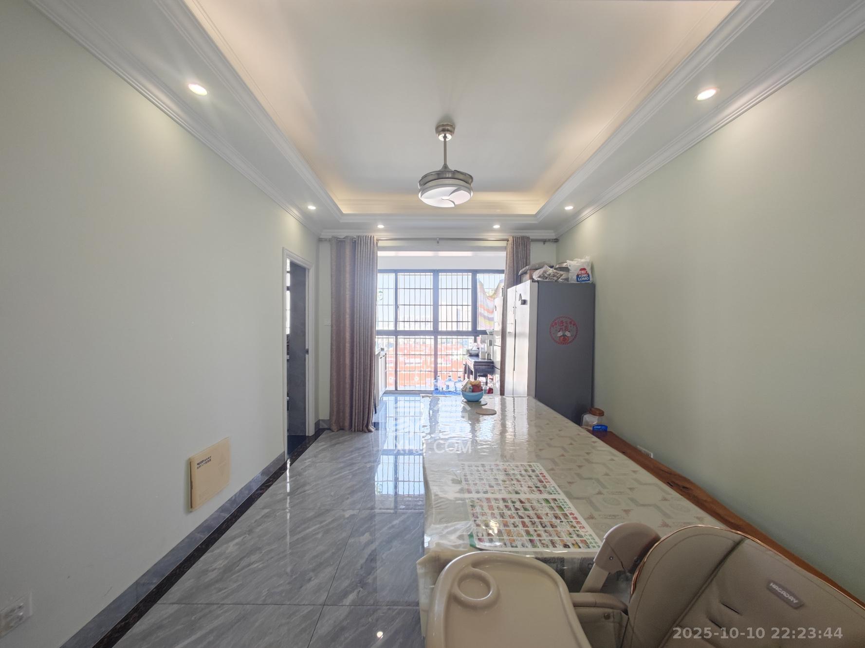 华银天际  5室2厅2卫    178.0万 华银天际  5室2厅2卫    178.0万其他