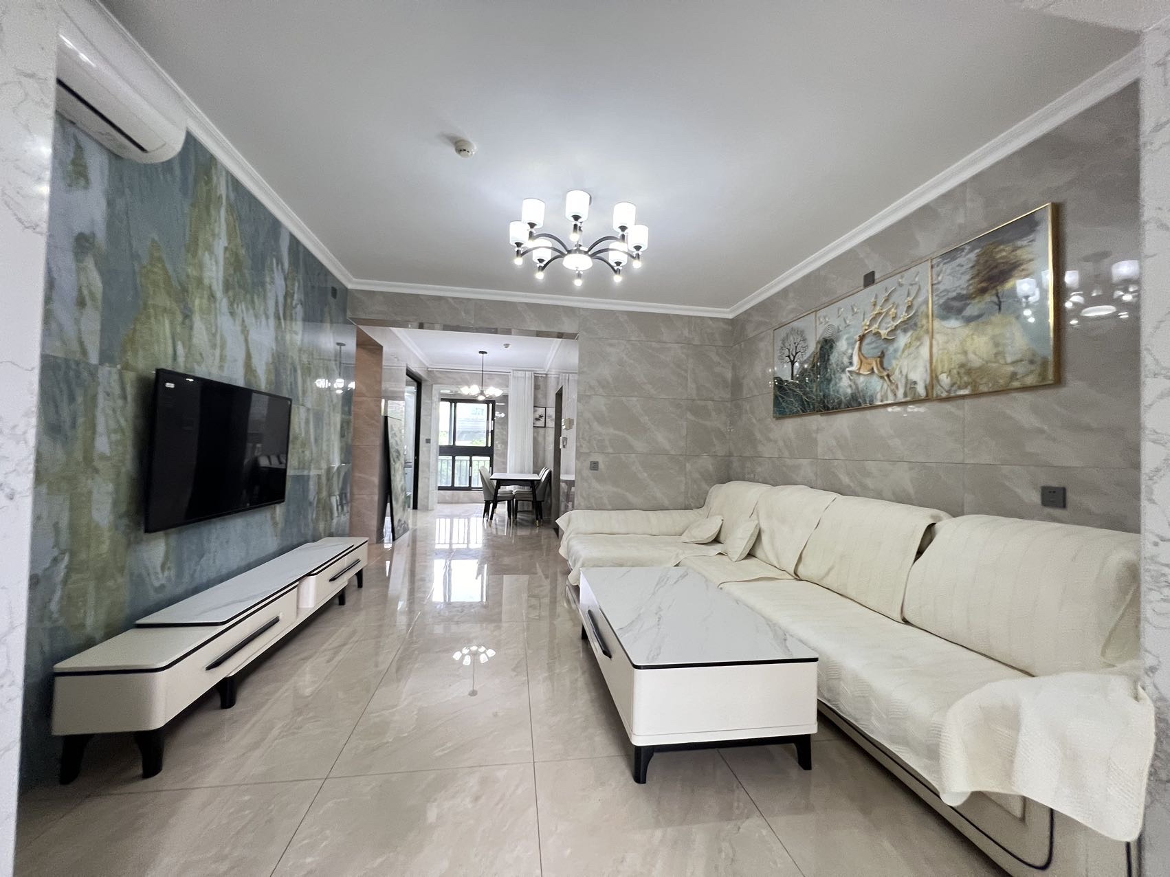 海航豪庭南苑  3室2厅2卫    5000.0元/月 海航豪庭南苑  3室2厅2卫    5000.0元/月室内图