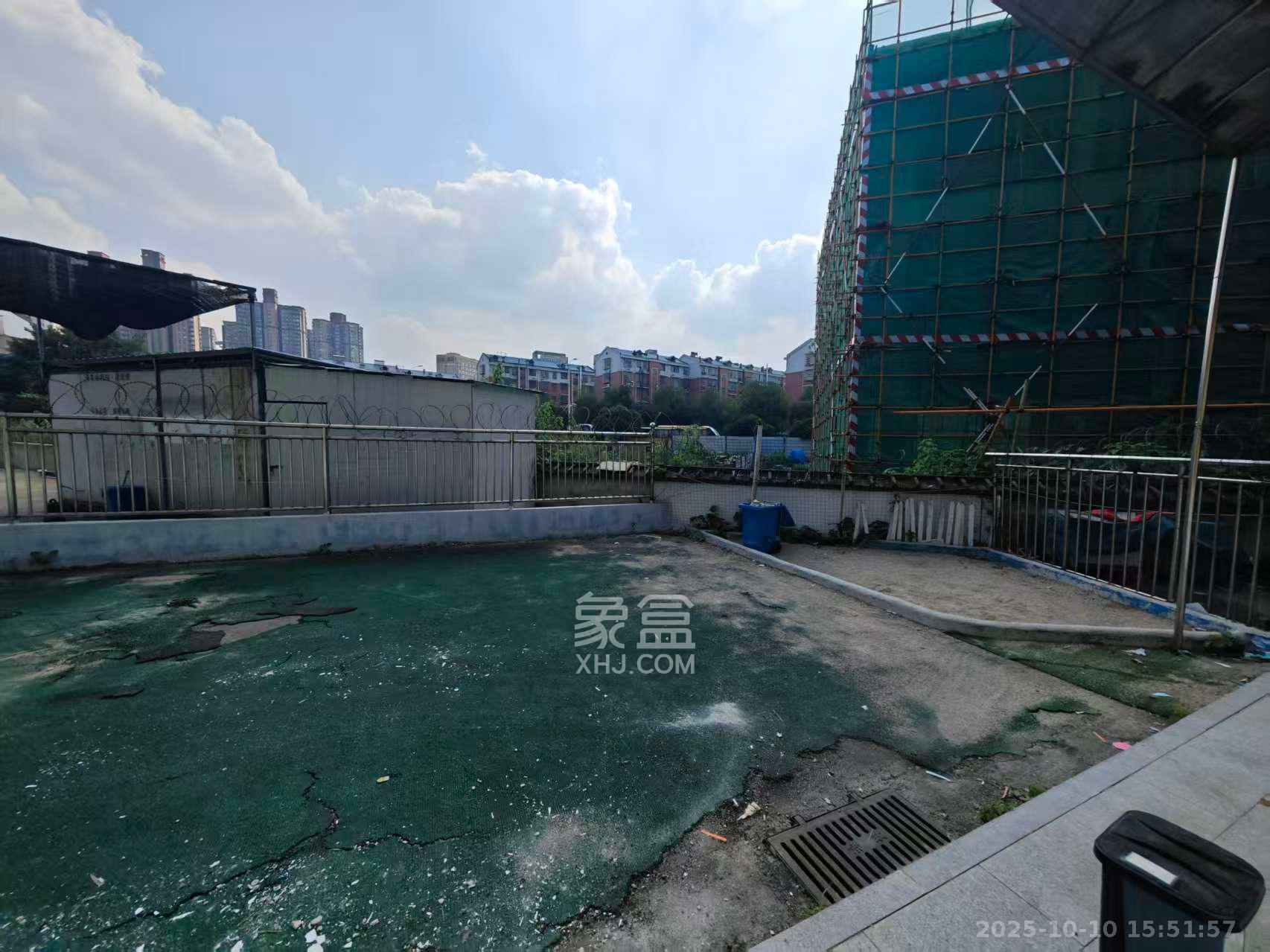 月湖安置小区(马栏山小区)  3室0厅1卫    4000.0元/月 月湖安置小区(马栏山小区)  3室0厅1卫    4000.0元/月室内图