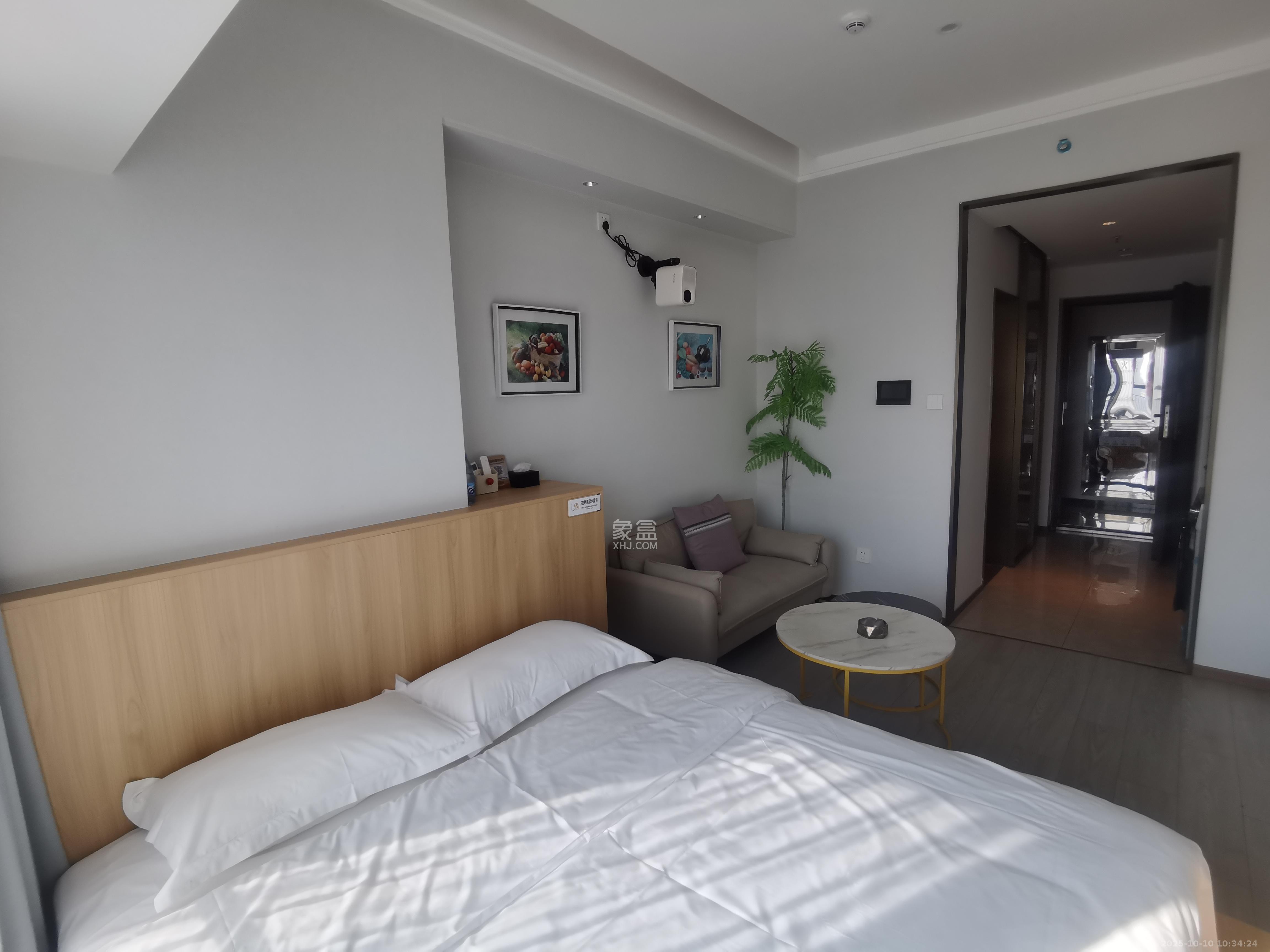 华润置地中心  1室1厅1卫    2500.0元/月 华润置地中心  1室1厅1卫    2500.0元/月室内图