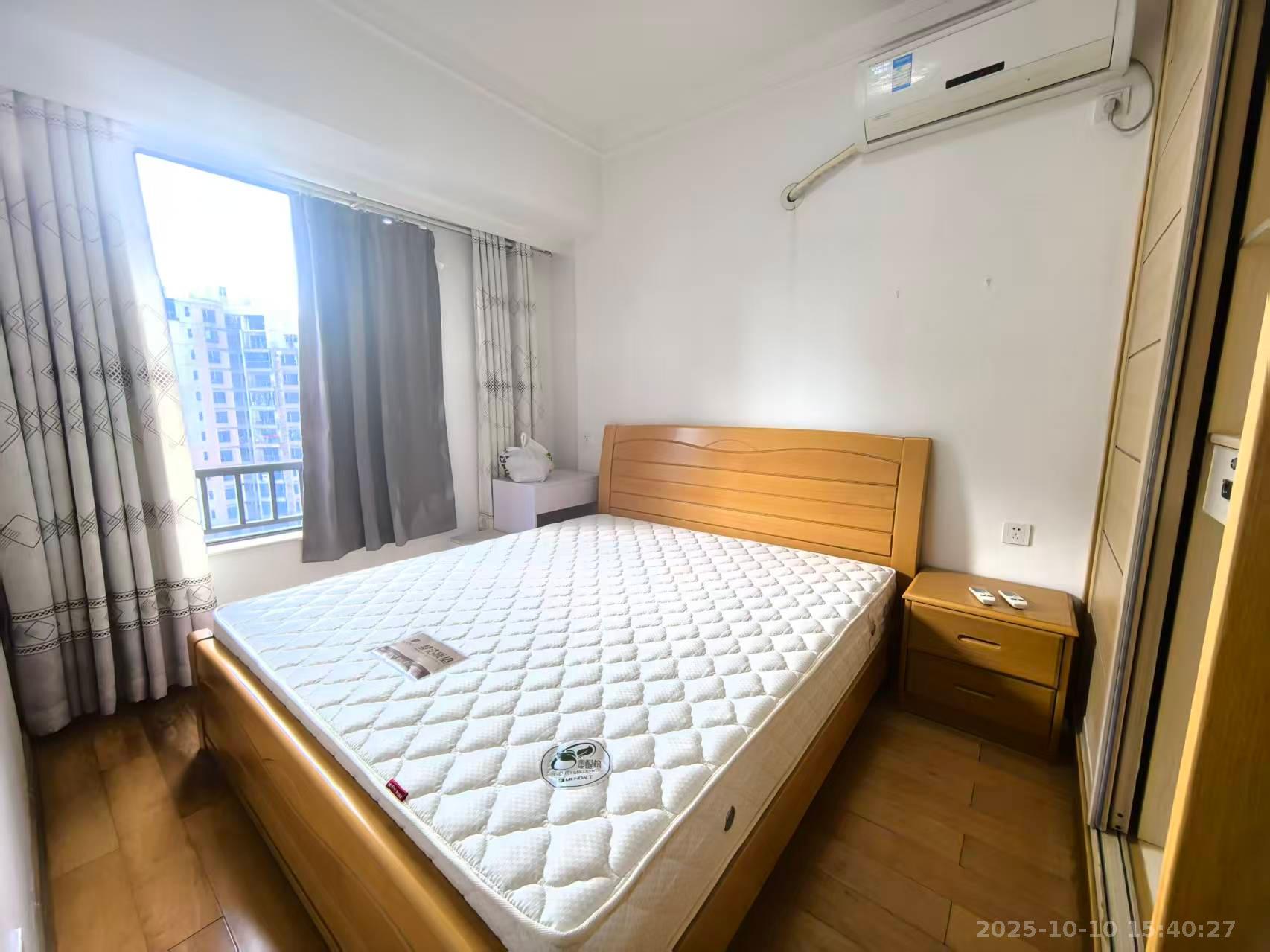 珠江花城四期花盛 2室2厅1卫 2300.0元/月 珠江花城四期花盛 2室2厅1卫 2300.0元/月室内图