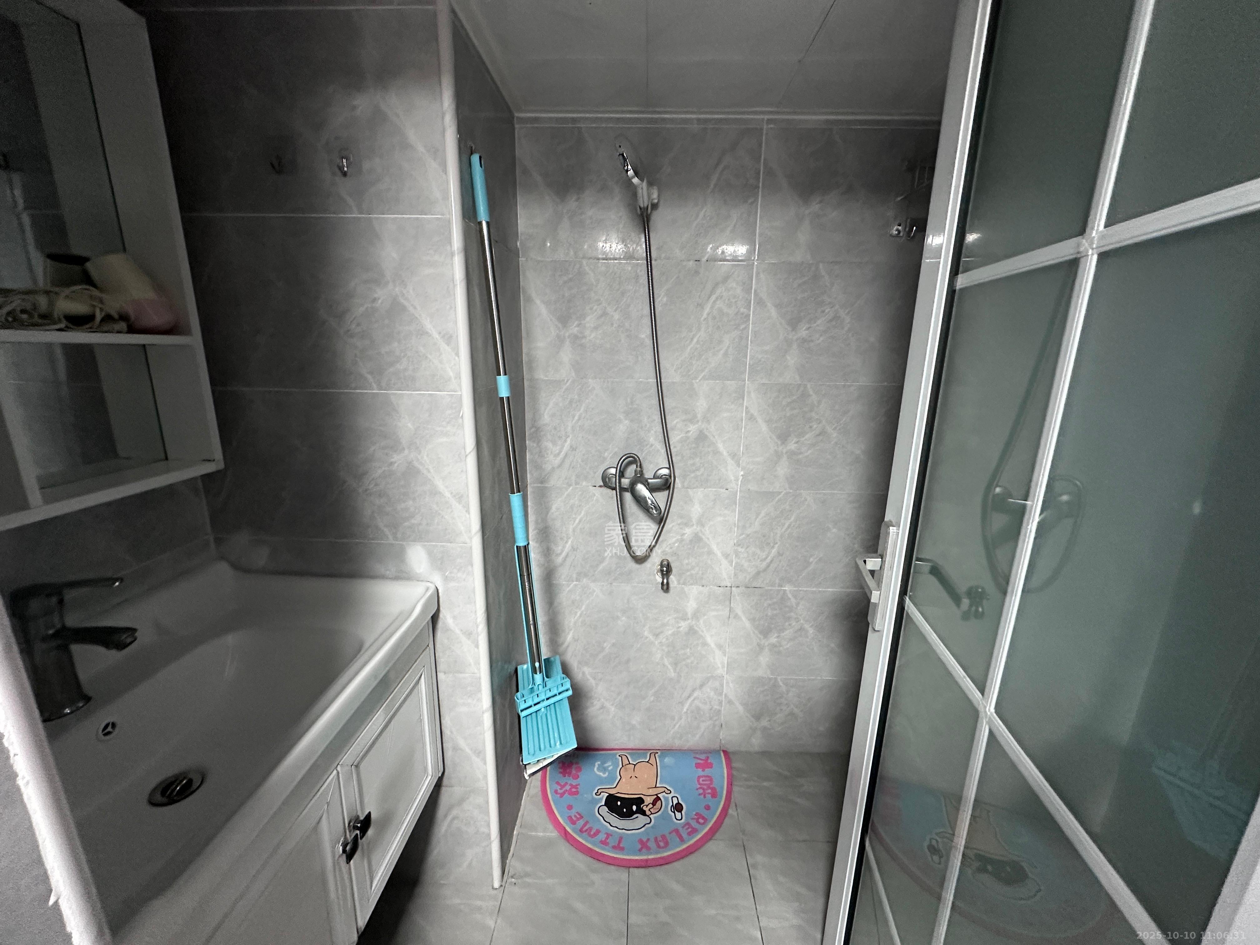 龙湖湘江星座(祺鑫星座公寓) 2室1厅1卫 2000.0元/月 龙湖湘江星座(祺鑫星座公寓) 2室1厅1卫 2000.0元/月室内图