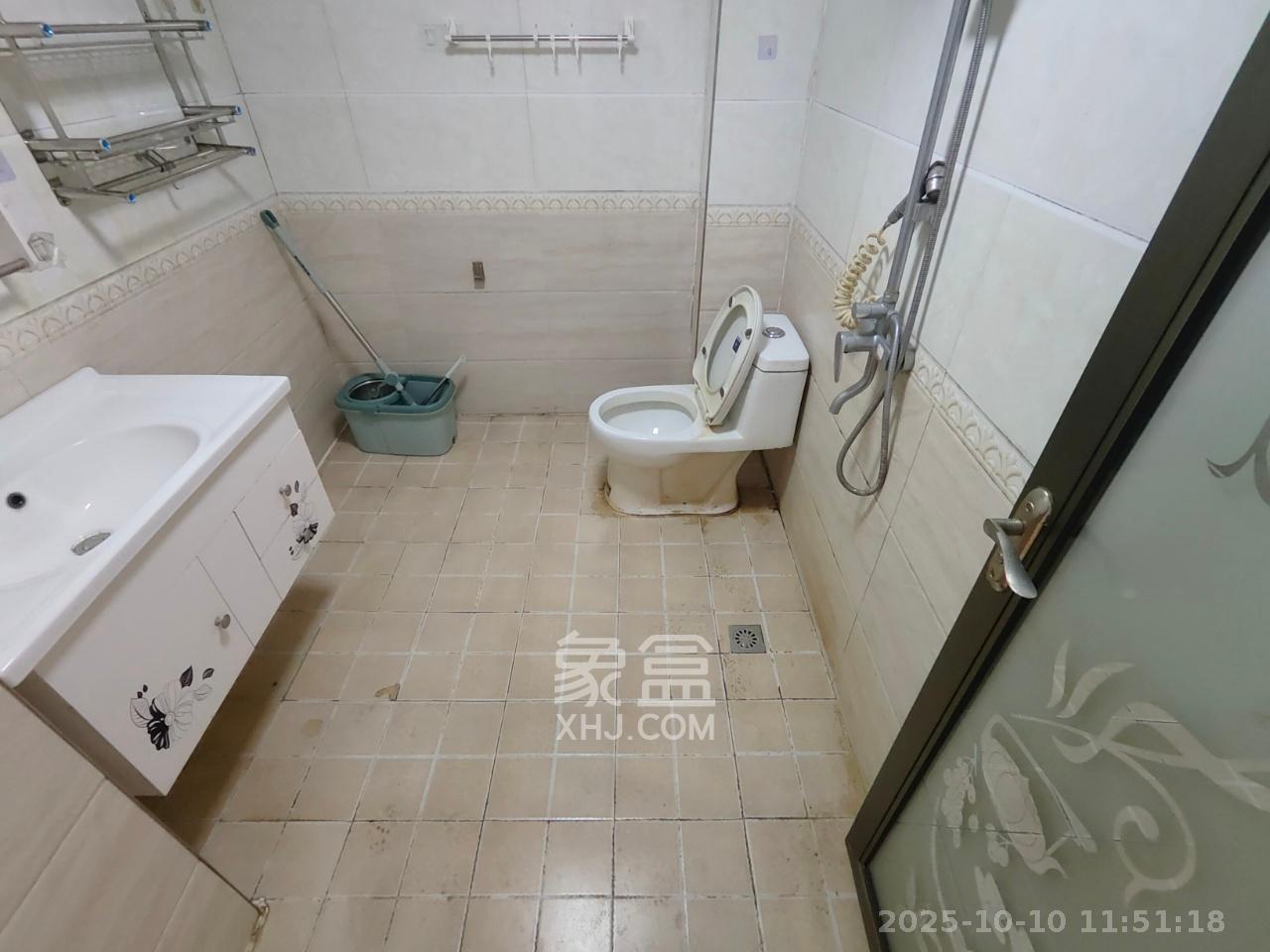 联美品格  3室2厅2卫    2200.0元/月 联美品格  3室2厅2卫    2200.0元/月室内图