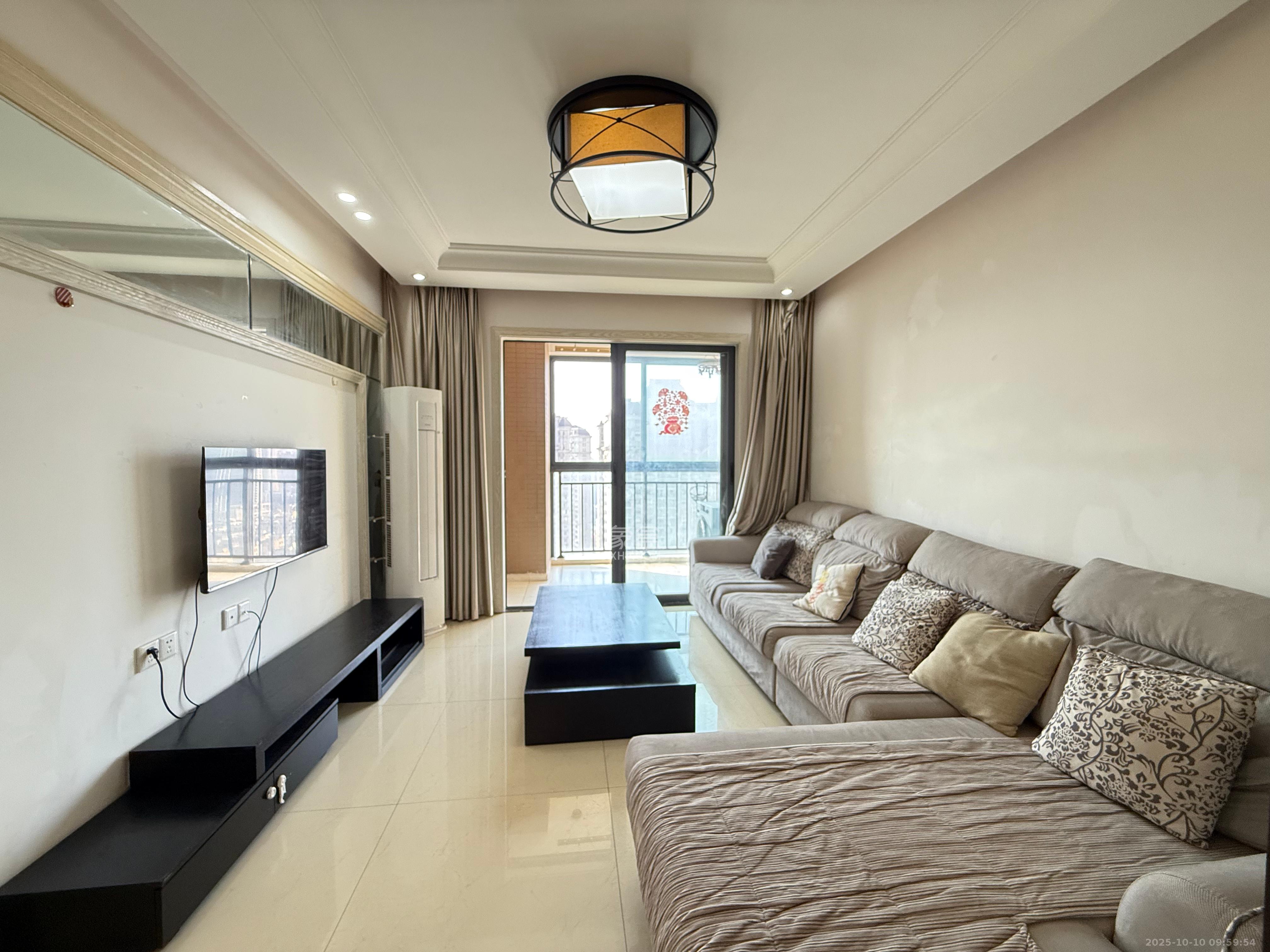 万博汇  2室2厅1卫    3000.0元/月 万博汇  2室2厅1卫    3000.0元/月室内图1