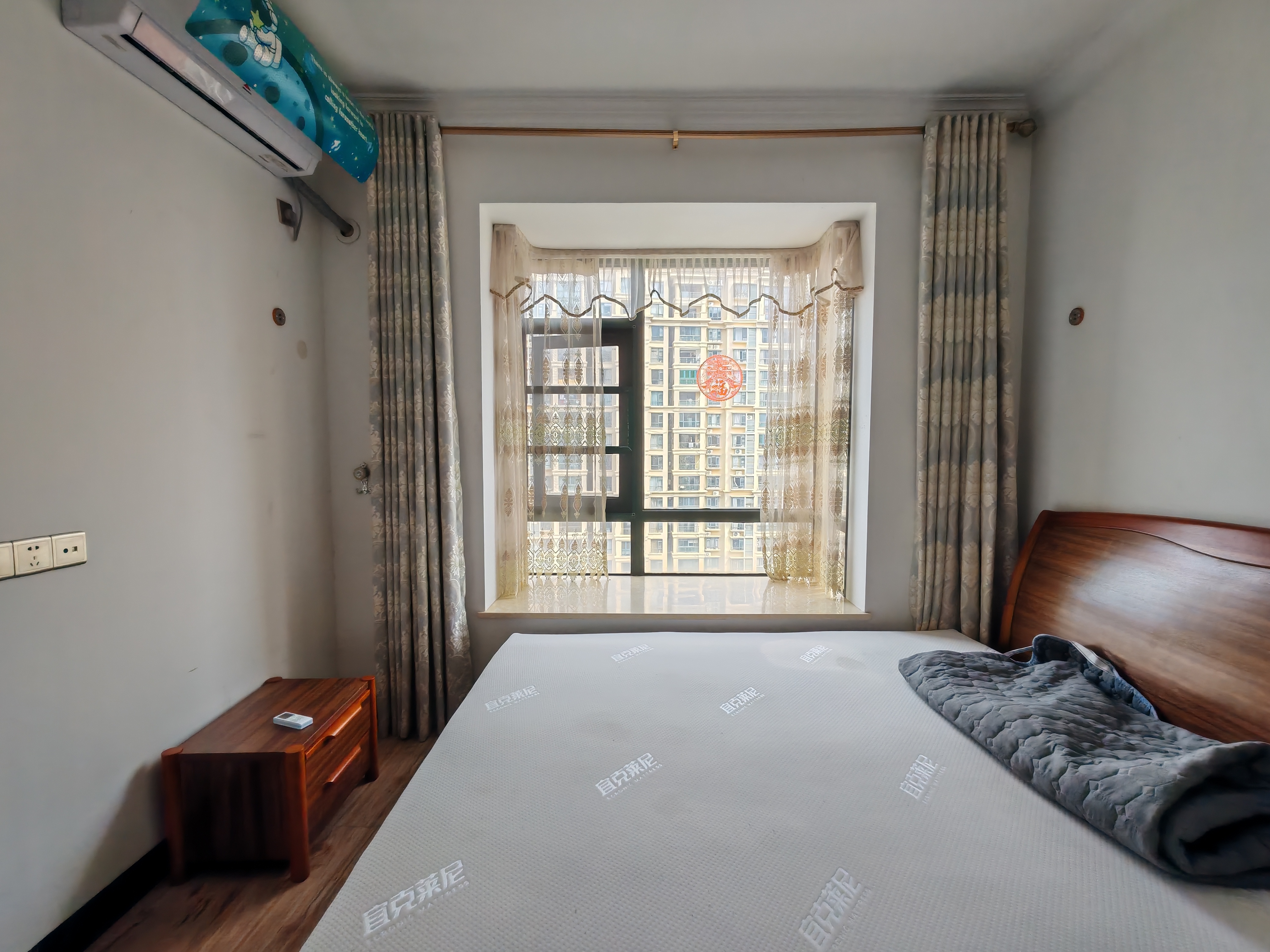 海阔天空-国瑞城一期(名仕苑) 2室2厅1卫 3300.0元/月 海阔天空-国瑞城一期(名仕苑) 2室2厅1卫 3300.0元/月室内图