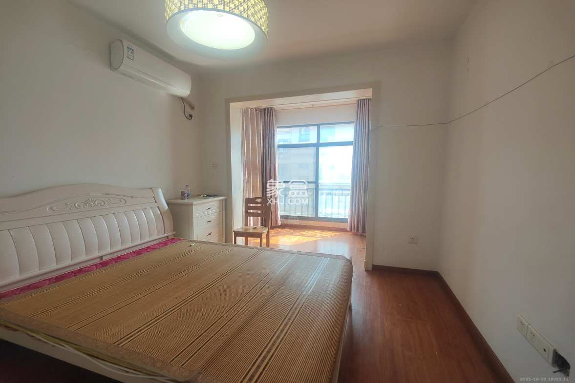 尚格名城香榭丽舍 2室2厅1卫 1500.0元/月 尚格名城香榭丽舍 2室2厅1卫 1500.0元/月室内图