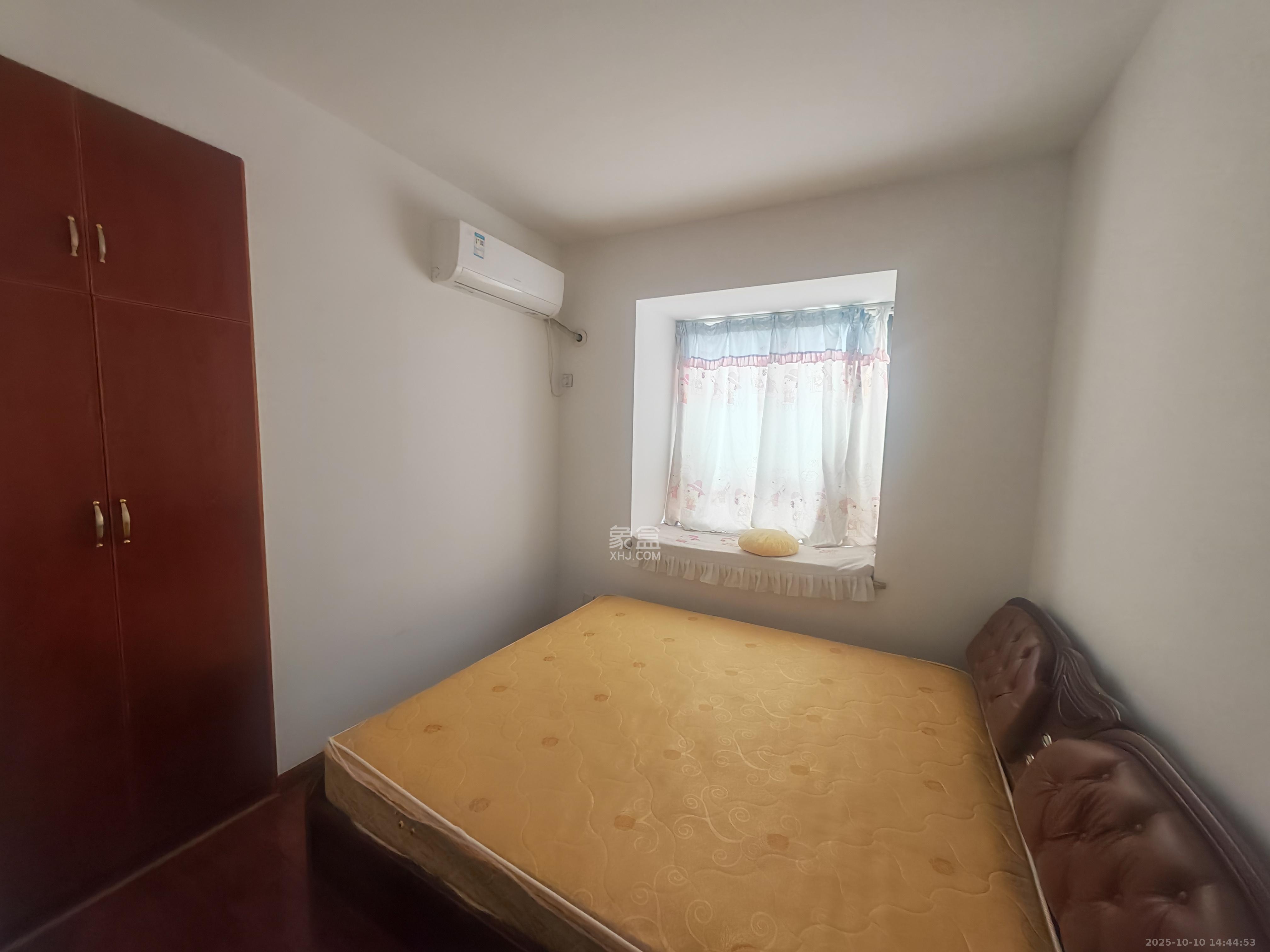 锦湘国际星城三期(锦绣苑)  2室2厅1卫    2300.0元/月 锦湘国际星城三期(锦绣苑)  2室2厅1卫    2300.0元/月室内图