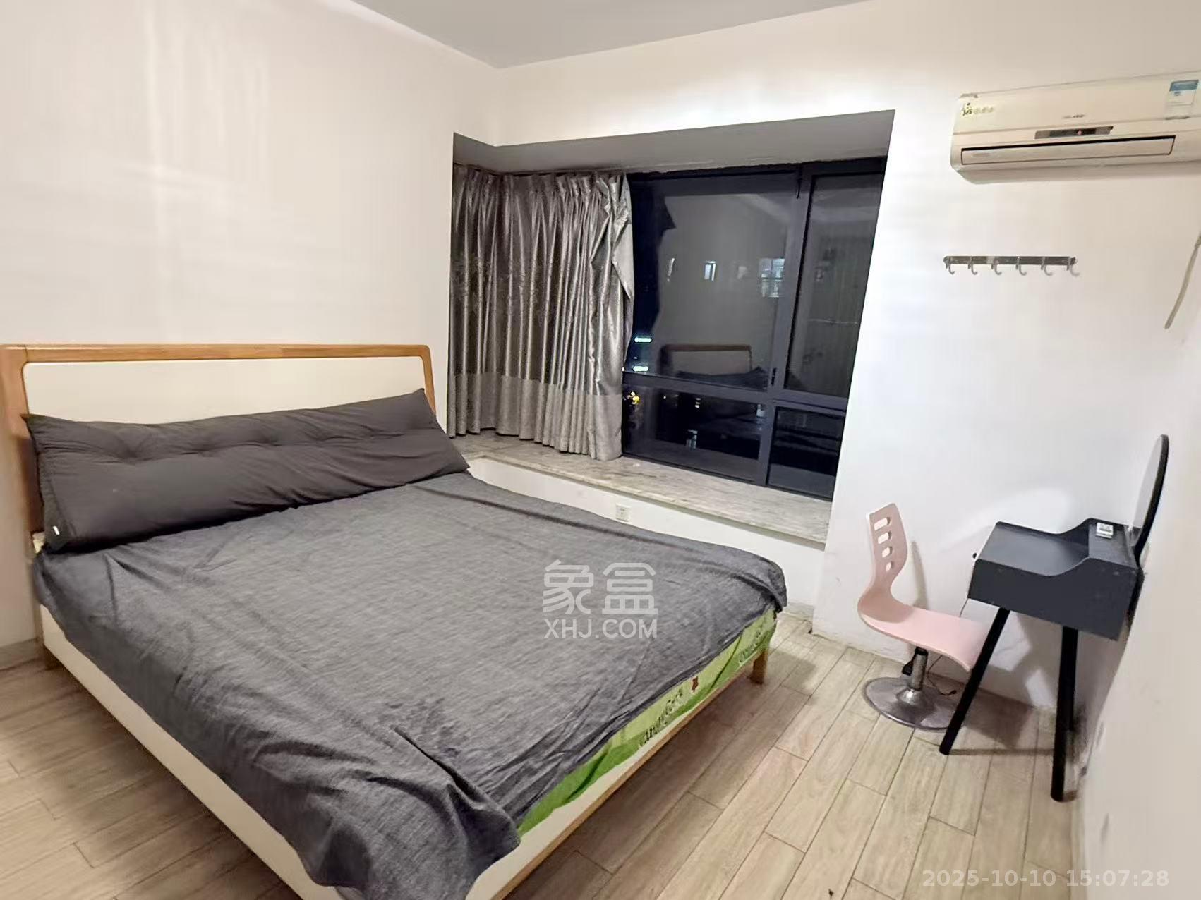 三万英尺  2室1厅1卫    2600.0元/月室内图