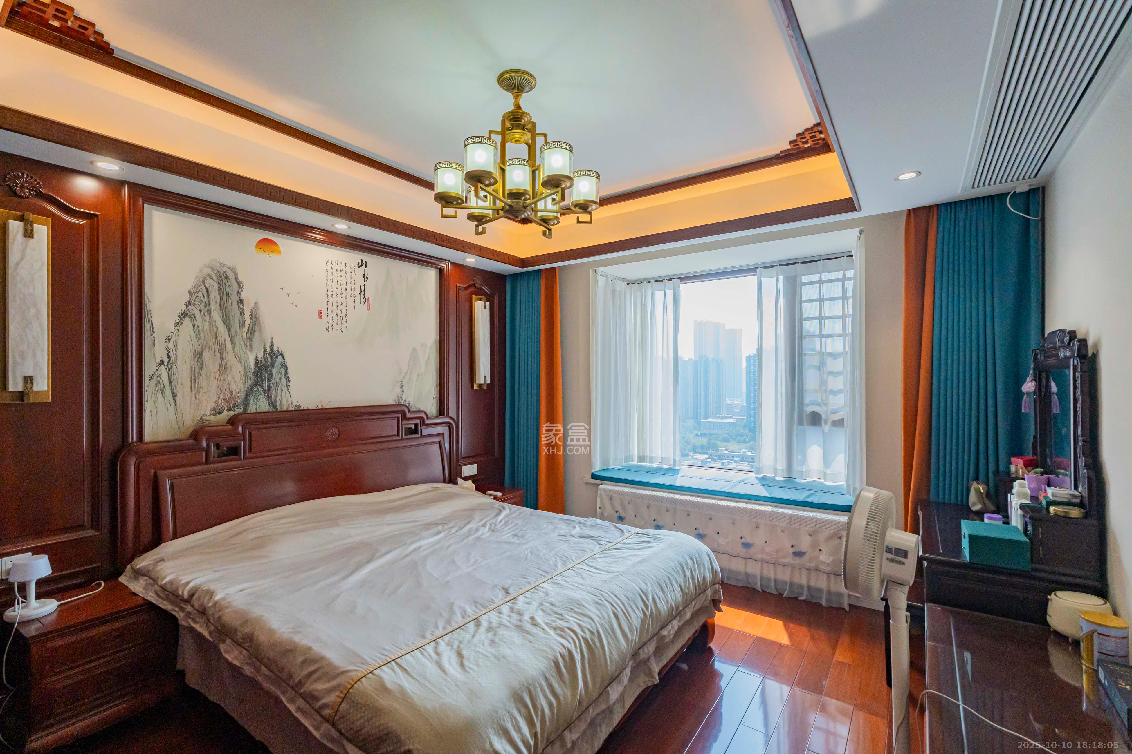 金色屋顶 4室2厅2卫 238.0万 金色屋顶 4室2厅2卫 238.0万卧室