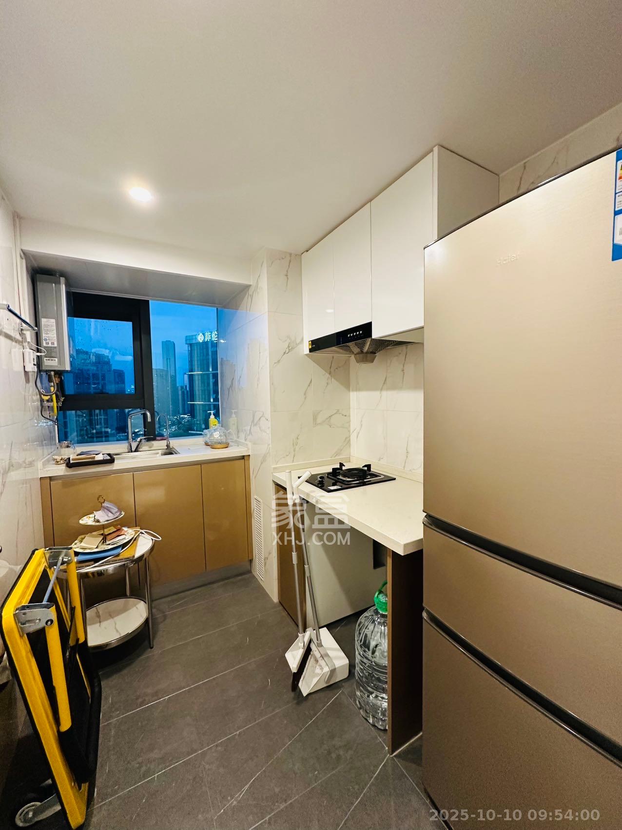 达美寰宇中心  2室2厅1卫    4000.0元/月室内图