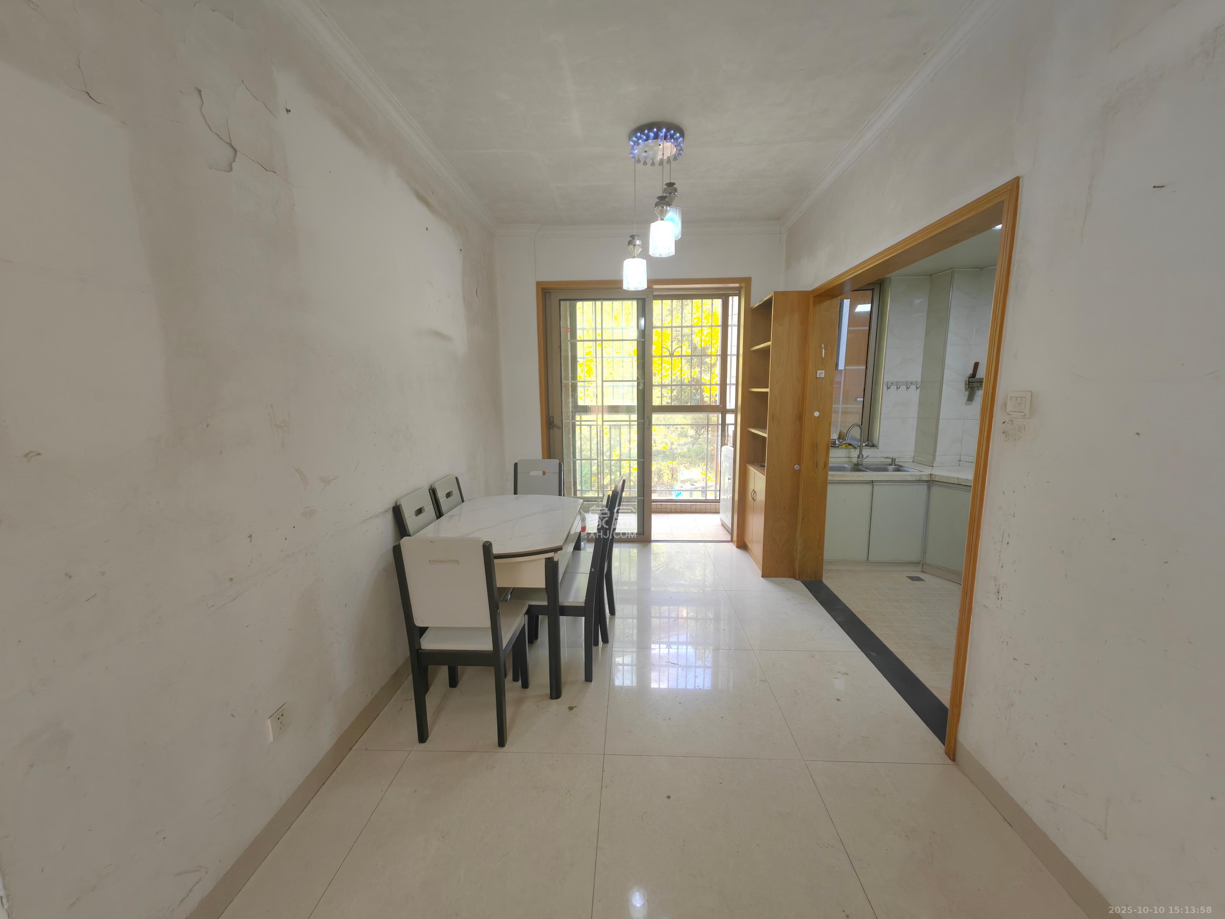 长沙玫瑰园  3室2厅2卫    1500.0元/月室内图