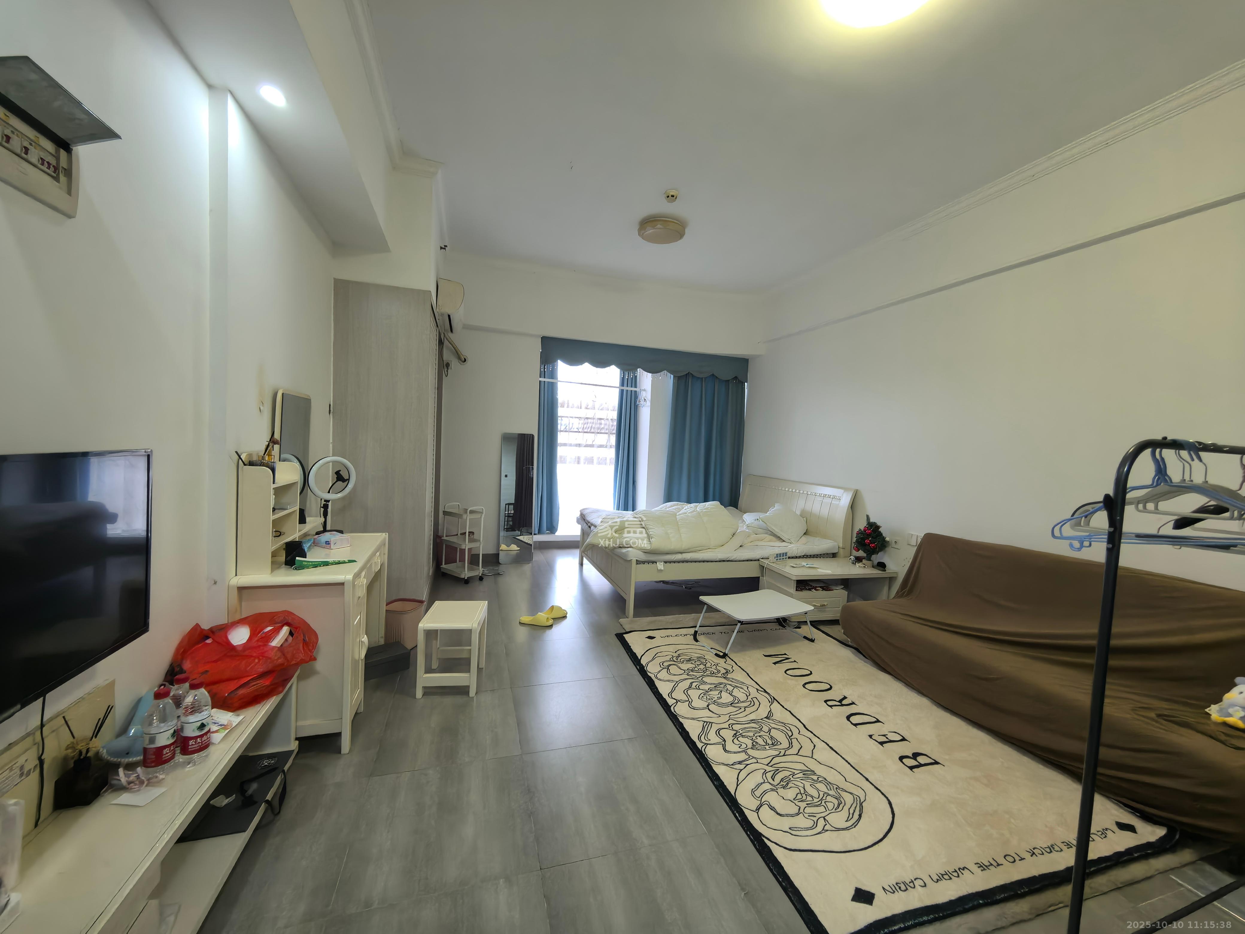 新世界广场 1室1厅1卫 1600.0元/月 新世界广场 1室1厅1卫 1600.0元/月室内图