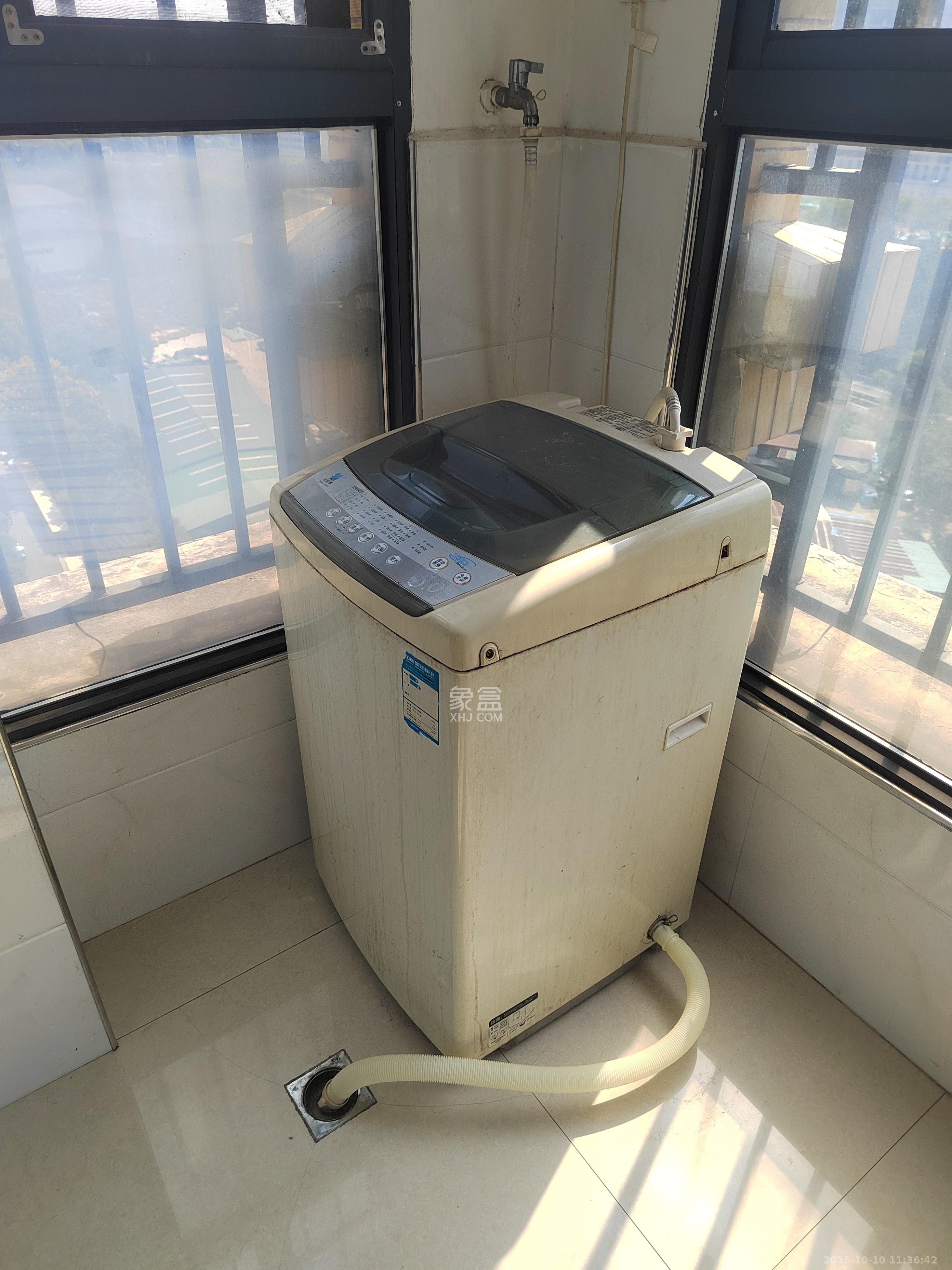 丰园城(鄱阳小区二期) 2室0厅0卫 1800.0元/月 丰园城(鄱阳小区二期) 2室0厅0卫 1800.0元/月室内图