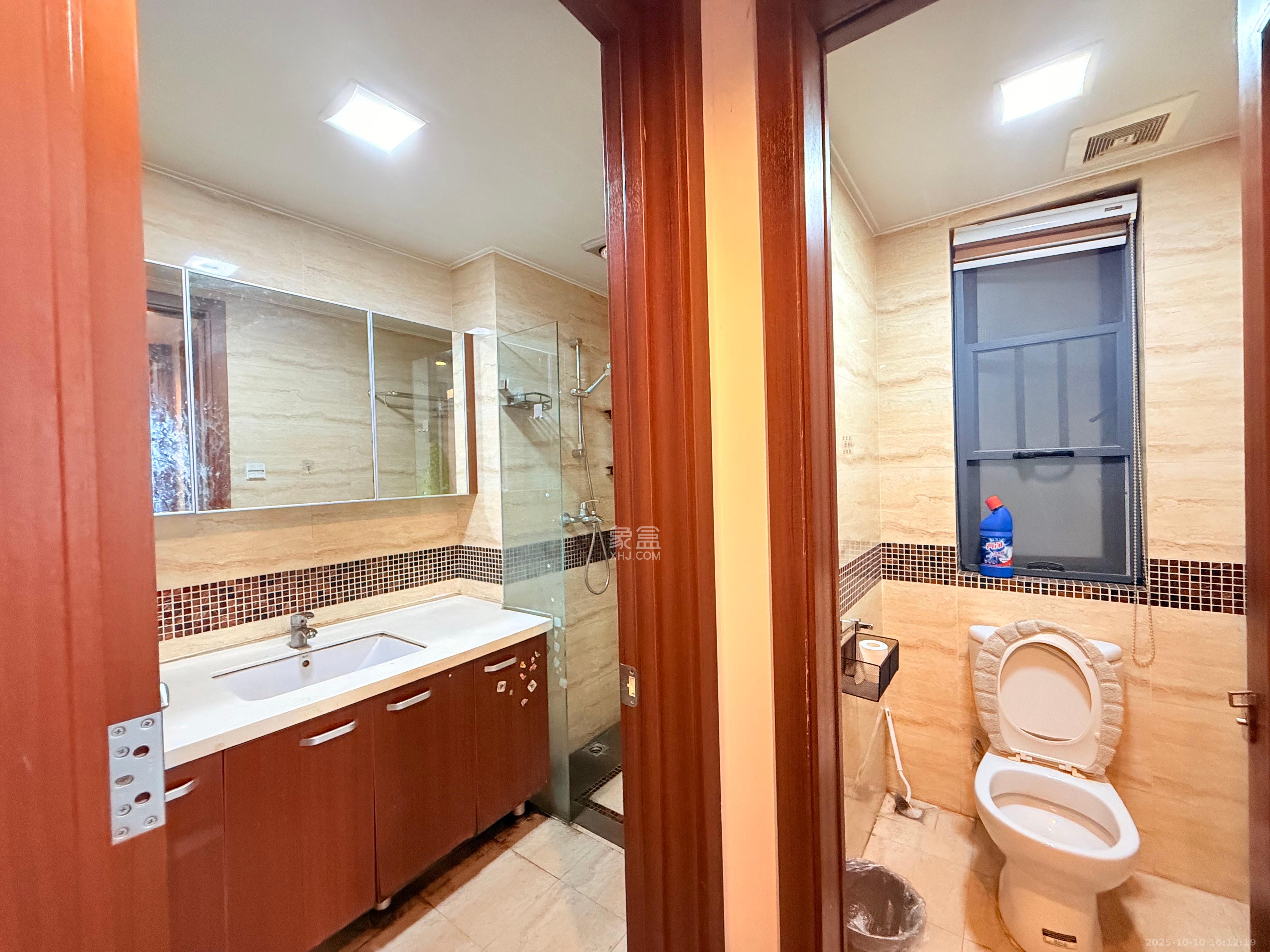 万科金域华府二期  2室2厅1卫    2400.0元/月 万科金域华府二期  2室2厅1卫    2400.0元/月室内图