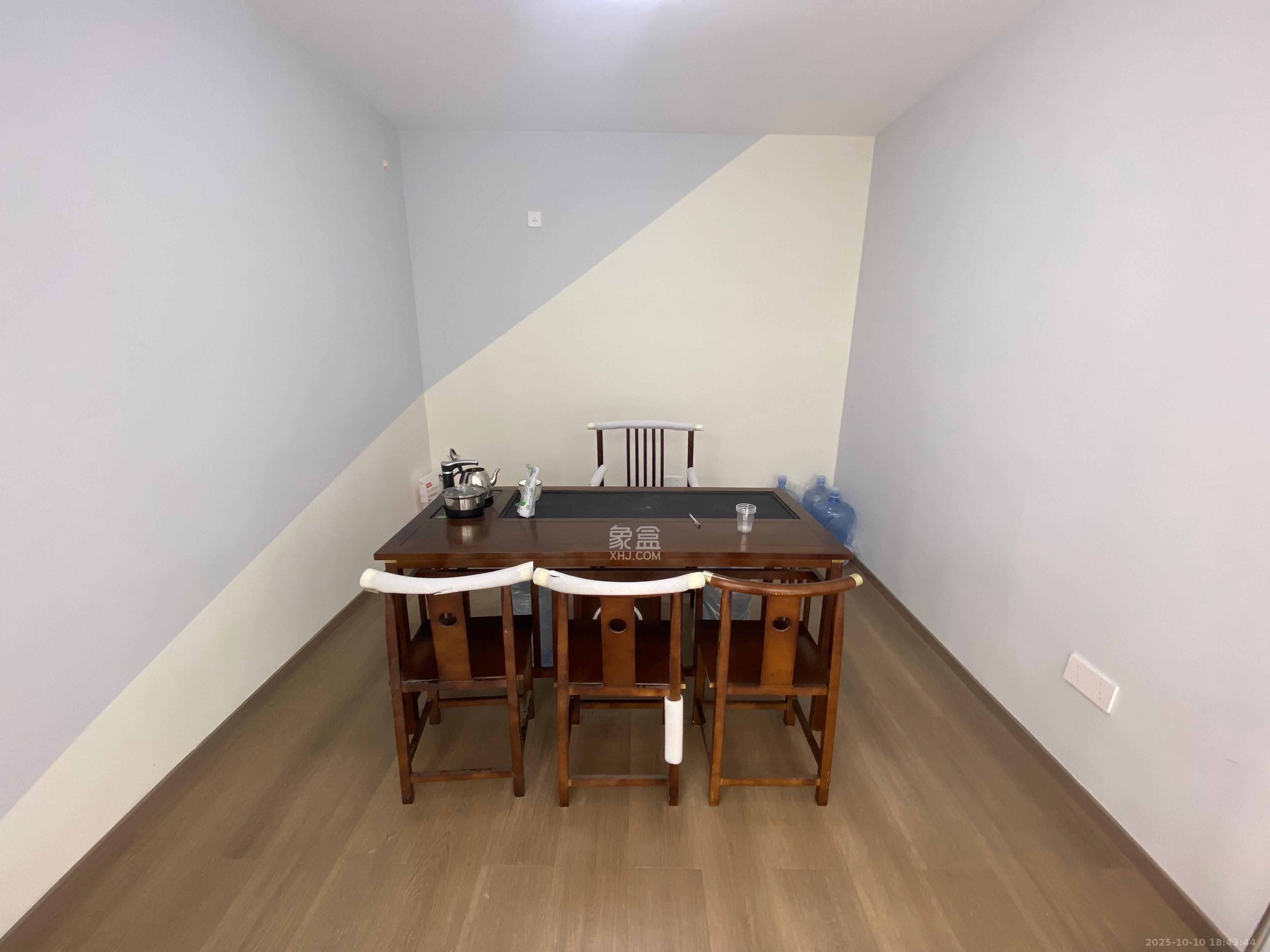 楚天家园 2室2厅2卫 1800.0元/月 楚天家园 2室2厅2卫 1800.0元/月室内图