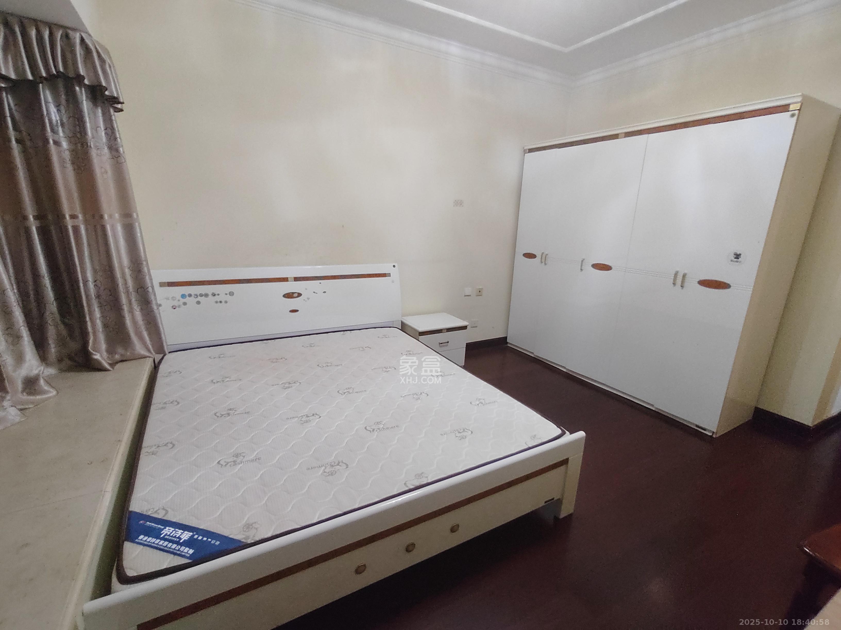 恒大雅苑  1室2厅1卫    2300.0元/月 恒大雅苑  1室2厅1卫    2300.0元/月