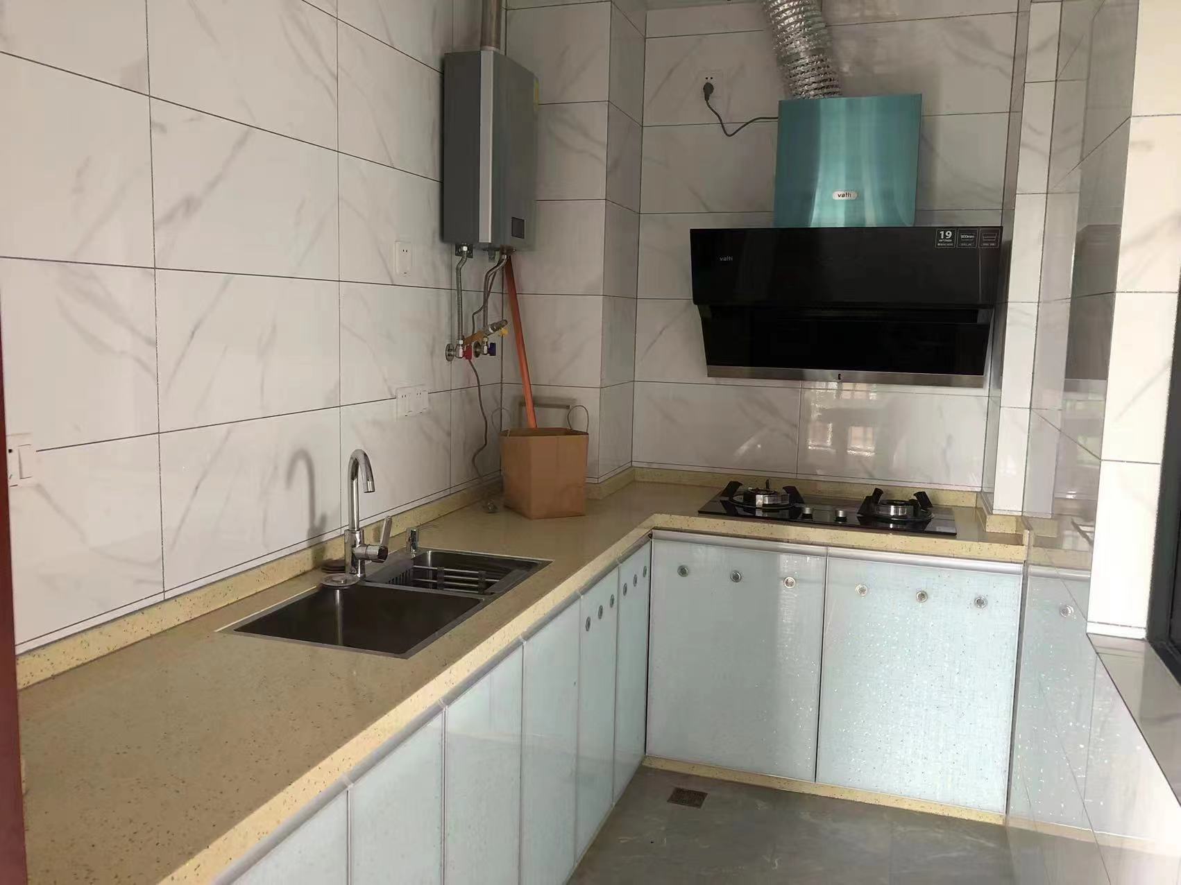 乾坤吉祥花园 3室2厅1卫 150.0万 乾坤吉祥花园 3室2厅1卫 150.0万室内图