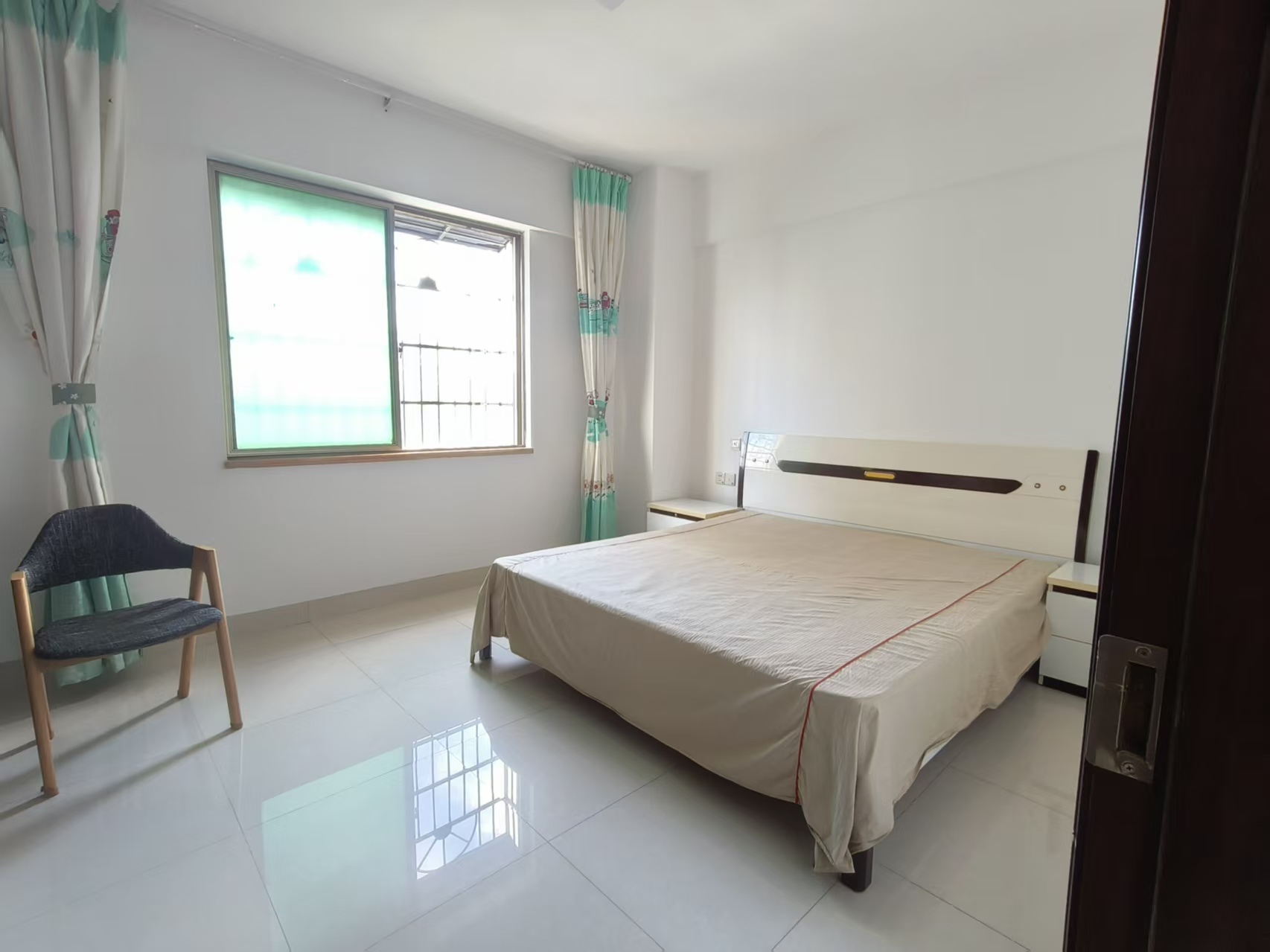 华贸大厦(华贸花苑) 3室2厅2卫 2600.0元/月 华贸大厦(华贸花苑) 3室2厅2卫 2600.0元/月室内图