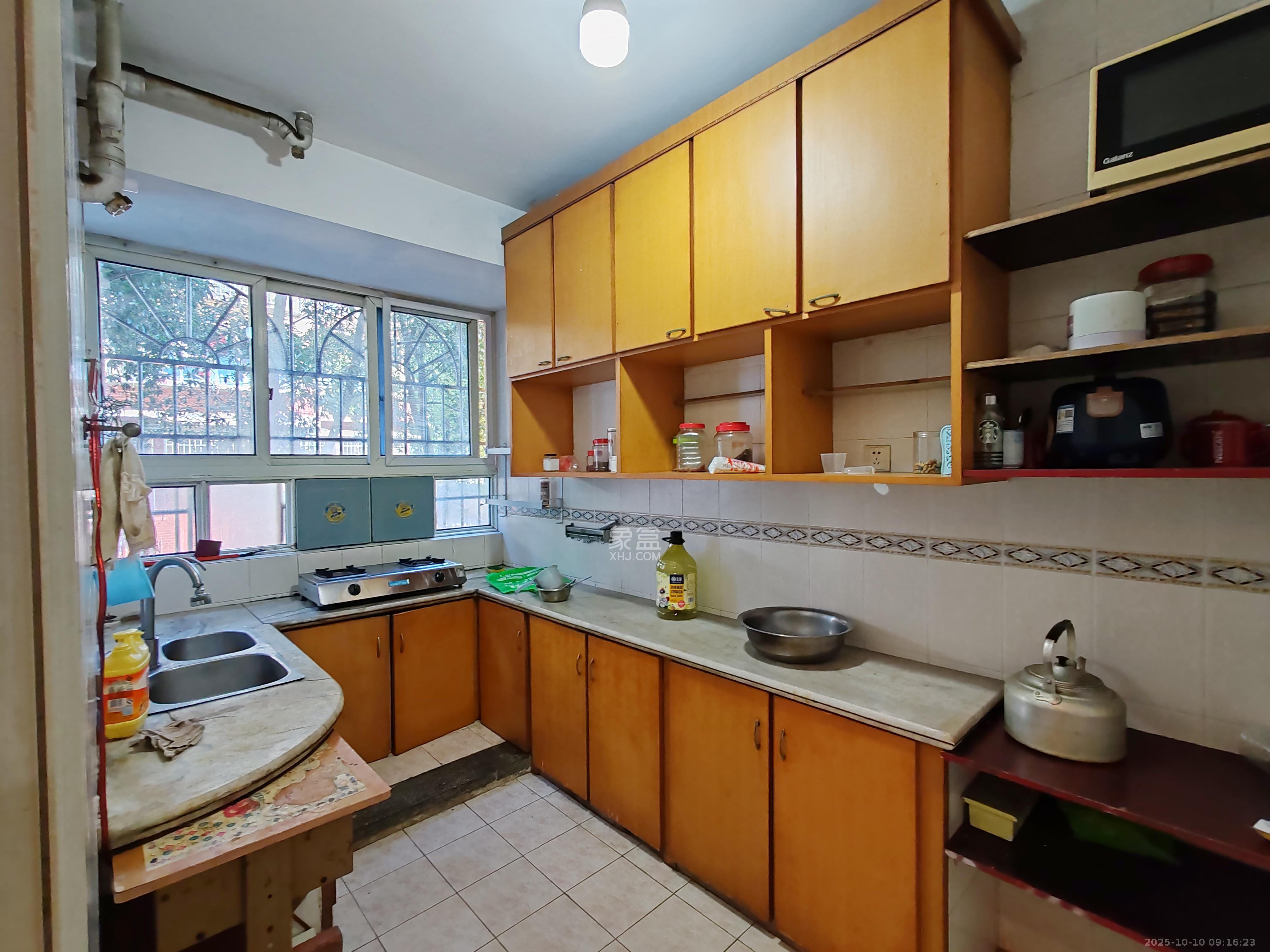 公交金盆小区 2室2厅1卫 1500.0元/月 公交金盆小区 2室2厅1卫 1500.0元/月室内图