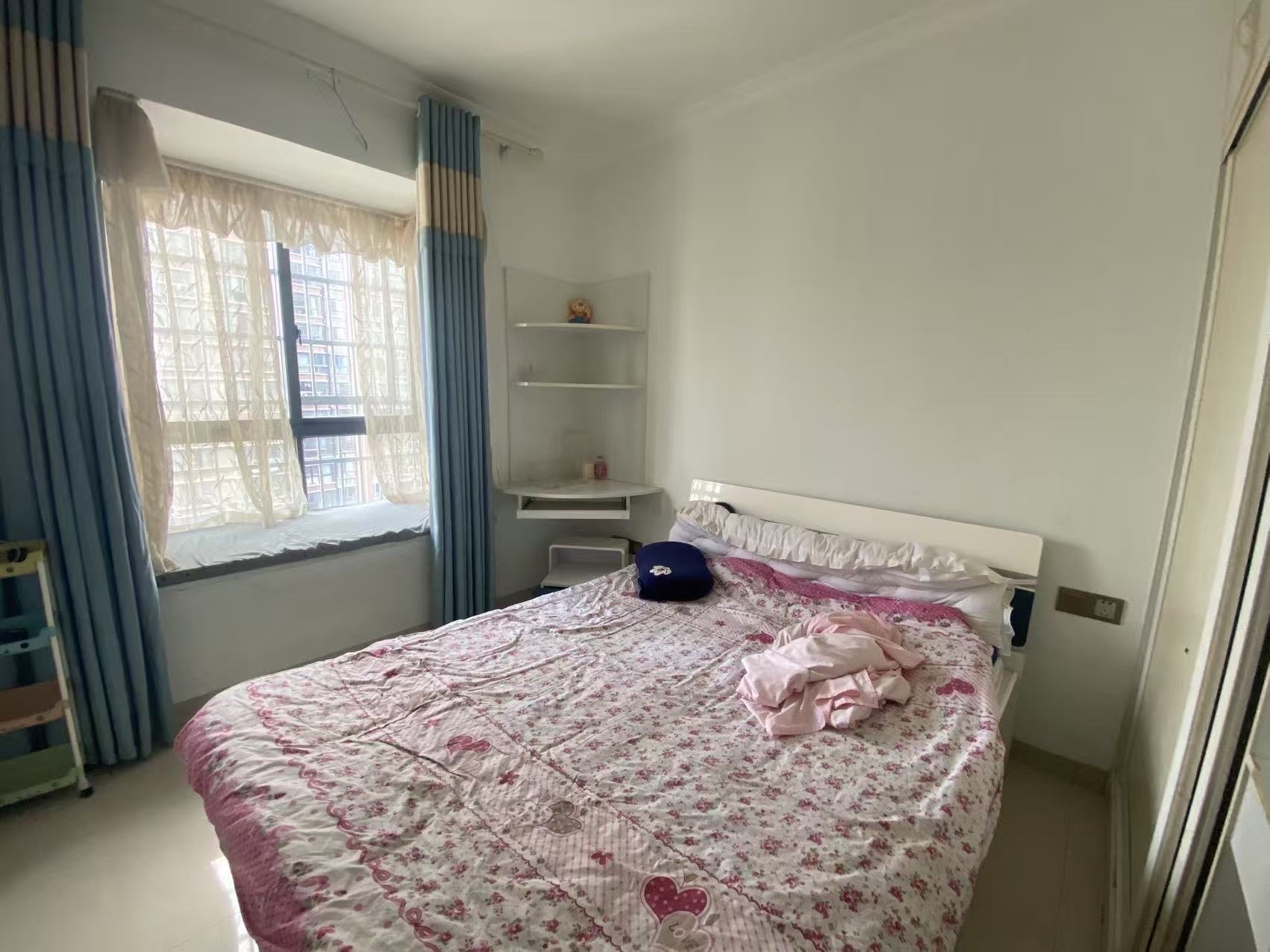 桃花缘 3室2厅2卫 1800.0元/月 桃花缘 3室2厅2卫 1800.0元/月室内图