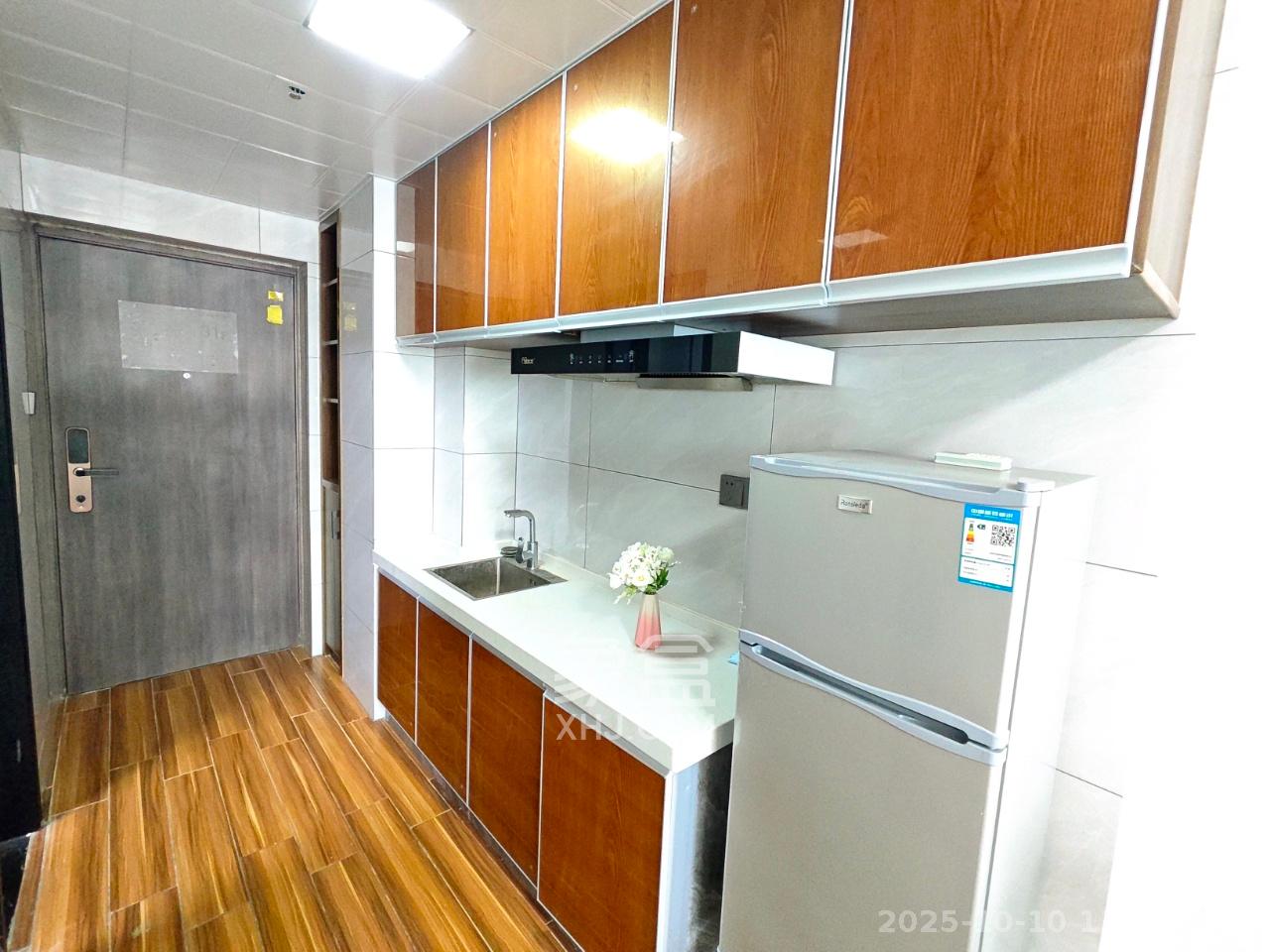 龙湖湘江星座（祺鑫星座公寓）  1室1厅1卫    1400.0元/月室内图