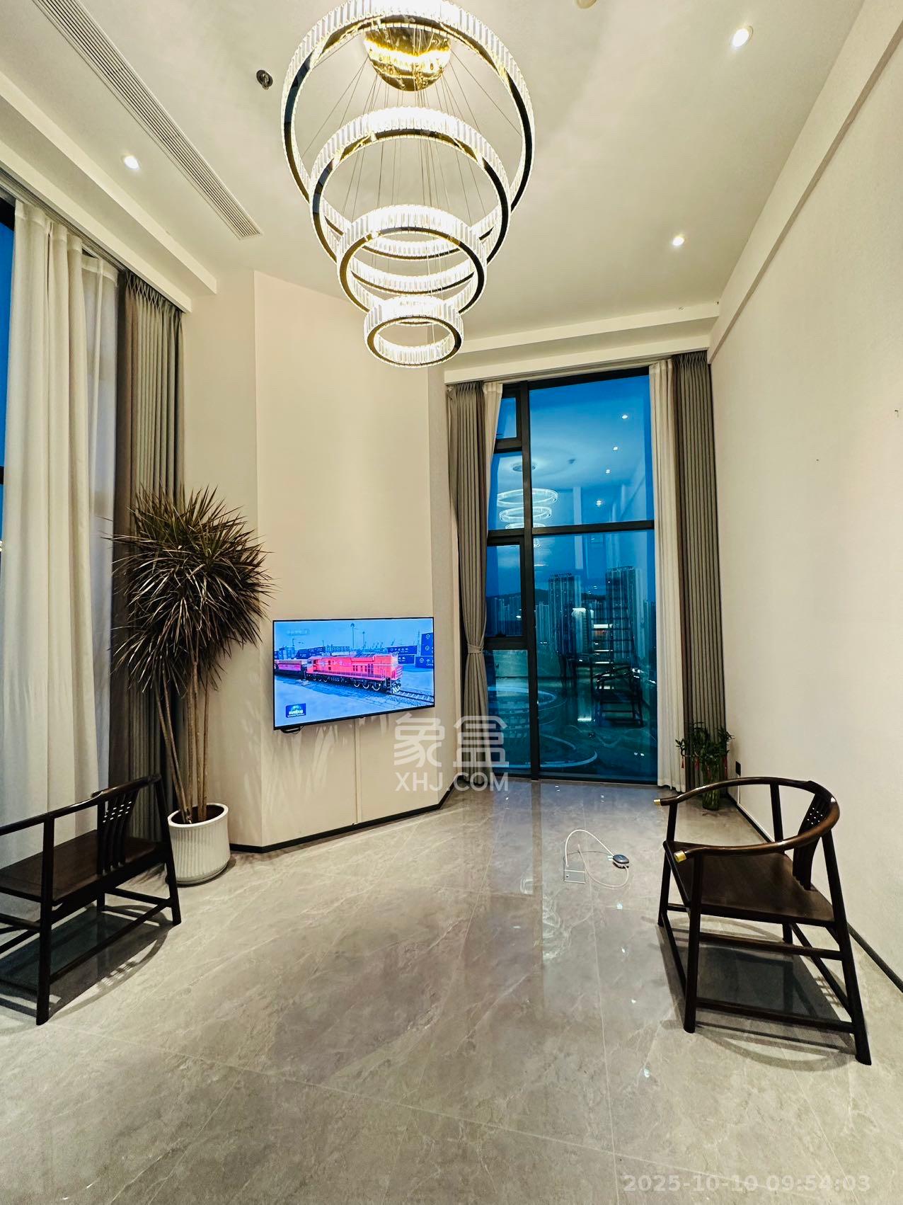 达美寰宇中心 2室2厅1卫 4000.0元/月 达美寰宇中心 2室2厅1卫 4000.0元/月室内图