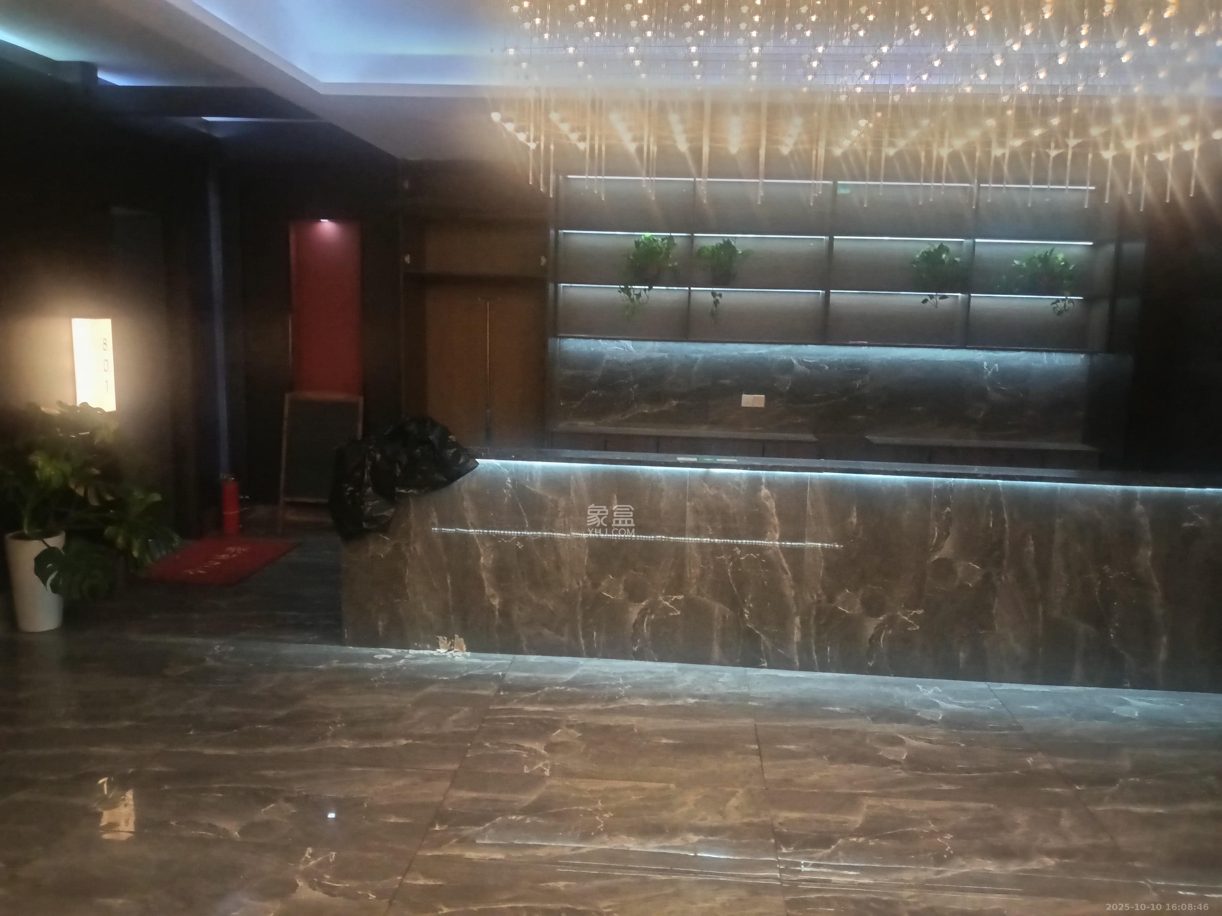 铂宫   1111.36㎡      19000.0元/月室内图