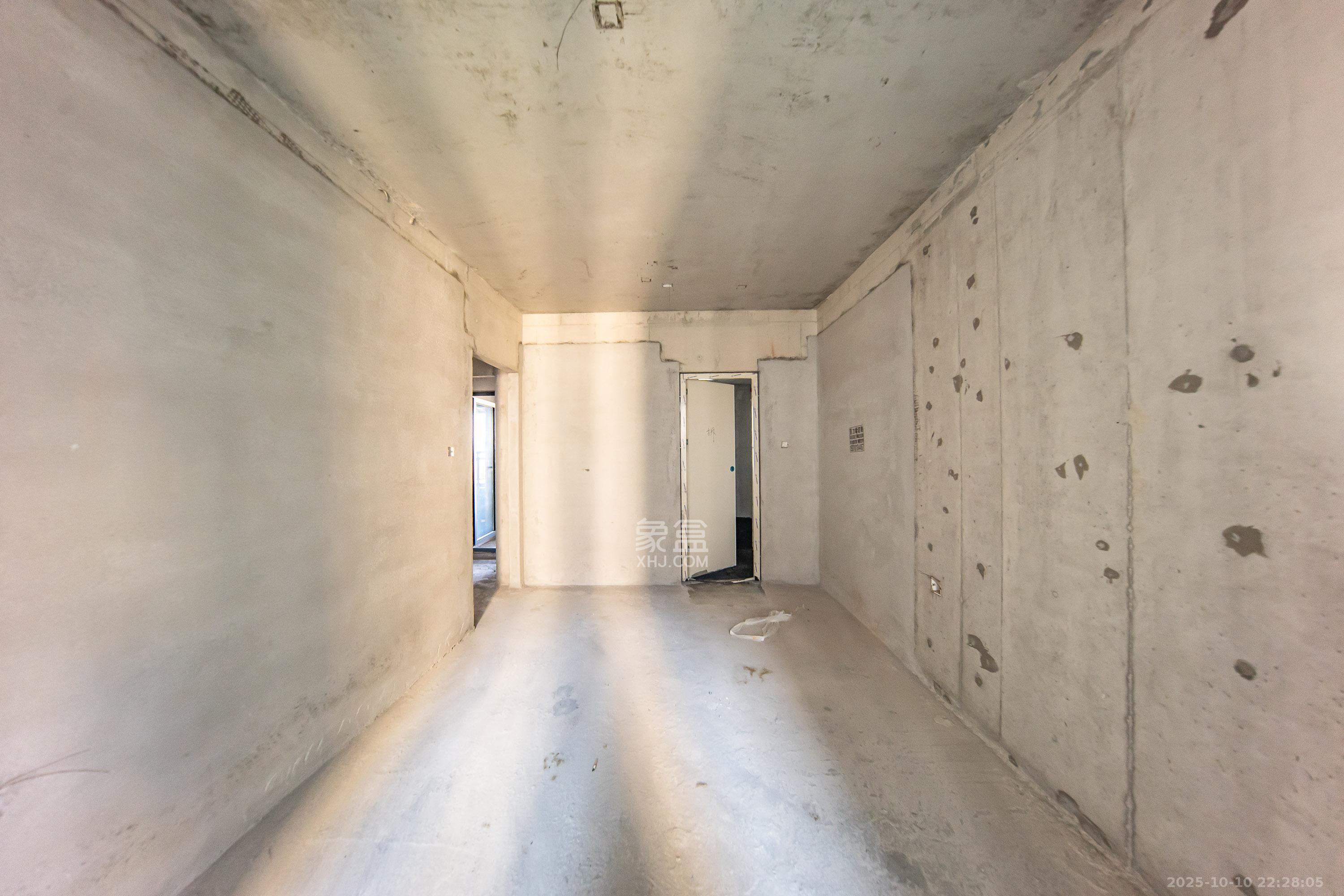 汉唐翰林府  1室0厅0卫    85.0万卧室