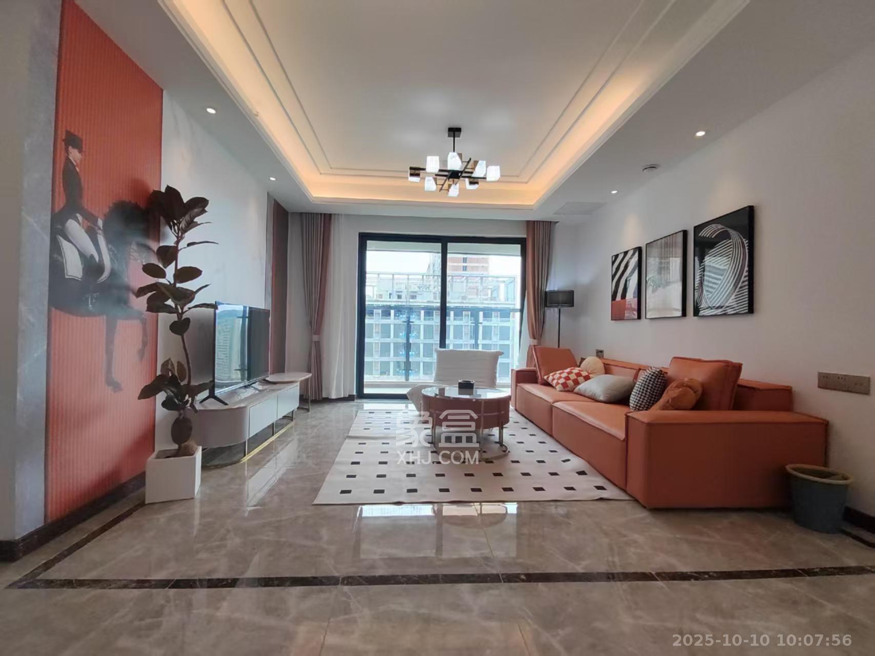 绿地商务广场  1室1厅1卫    2000.0元/月室内图1