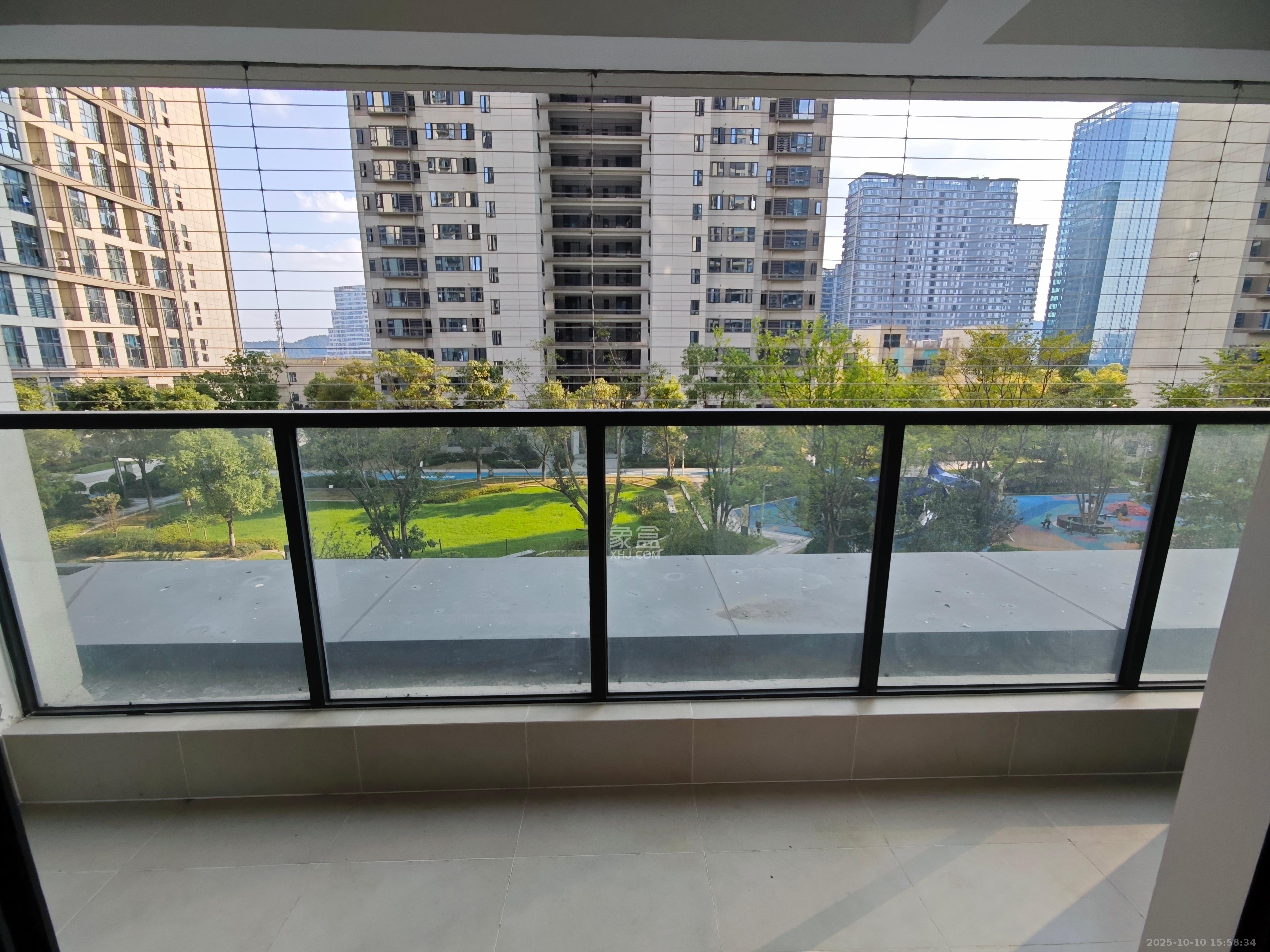中国铁建湘语梅溪  3室2厅2卫    3400.0元/月室内图